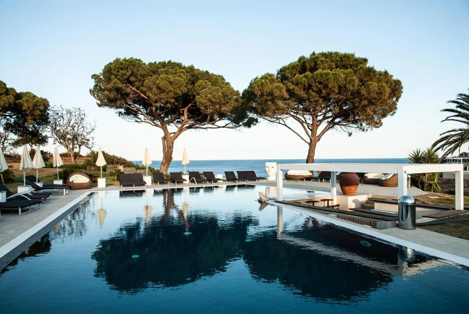Swimming pool in Resort Capo Bianco
