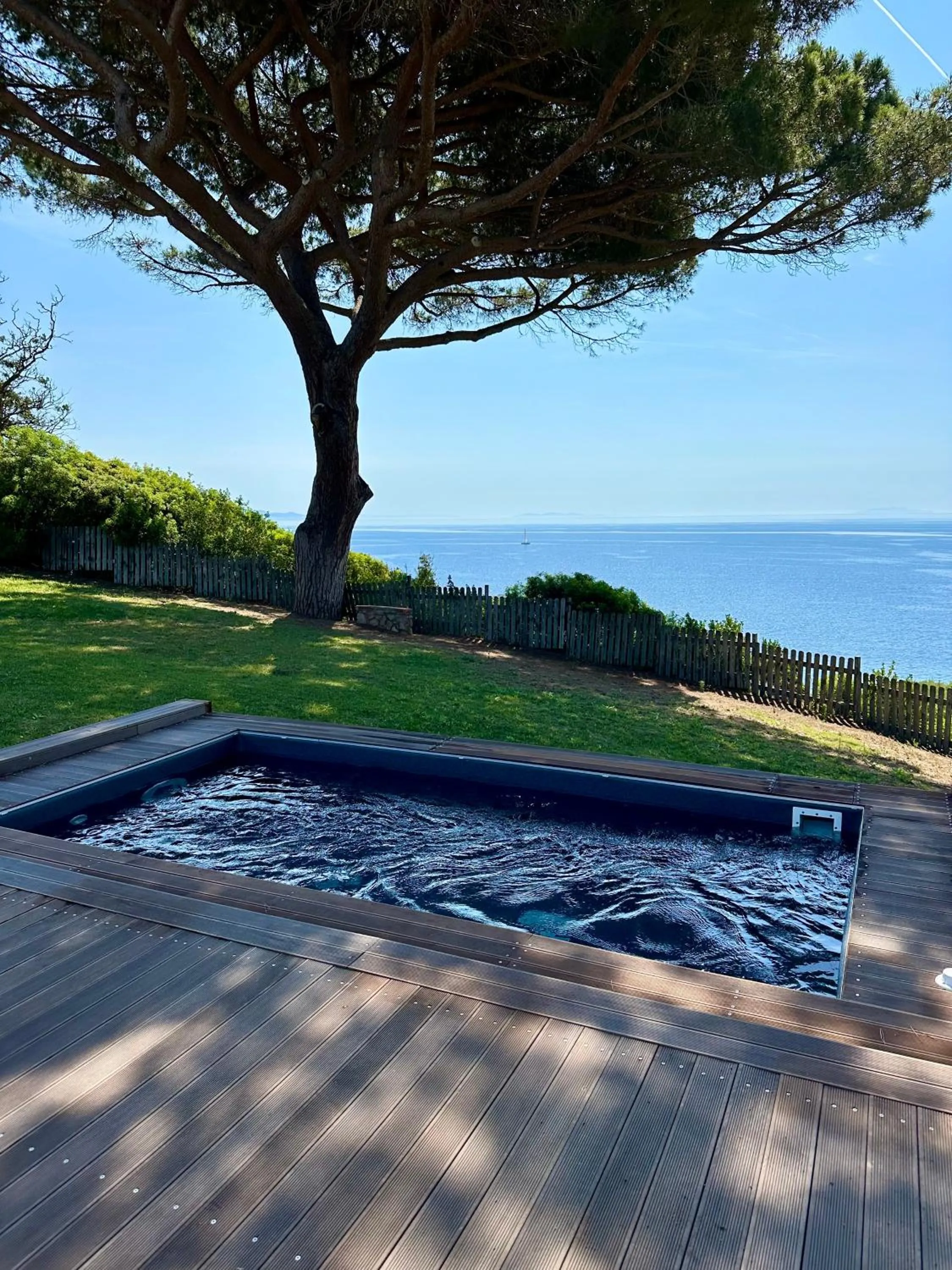 Hot Tub in Resort Capo Bianco