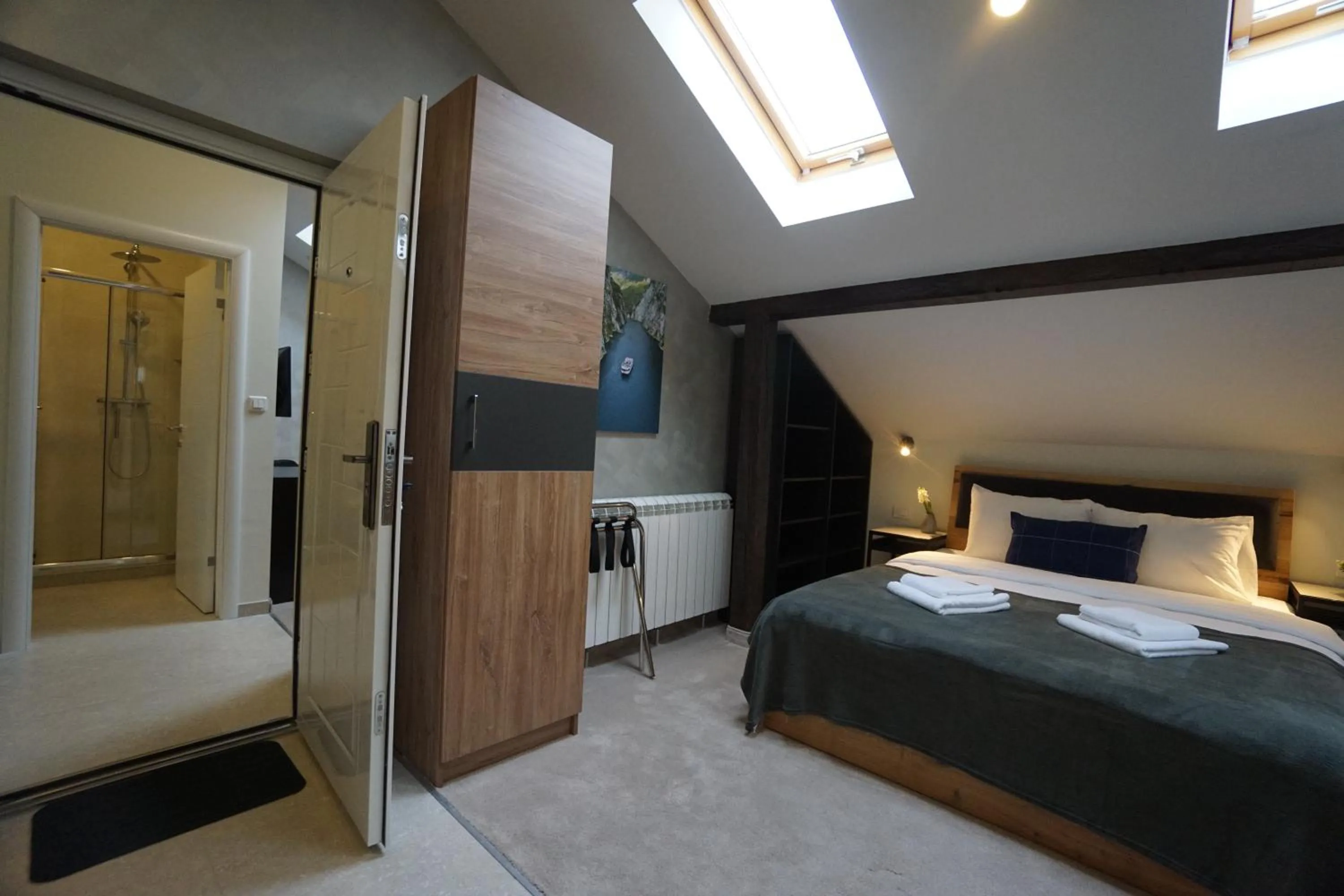 Deluxe Family Suite in Urban Lodge Belgrade