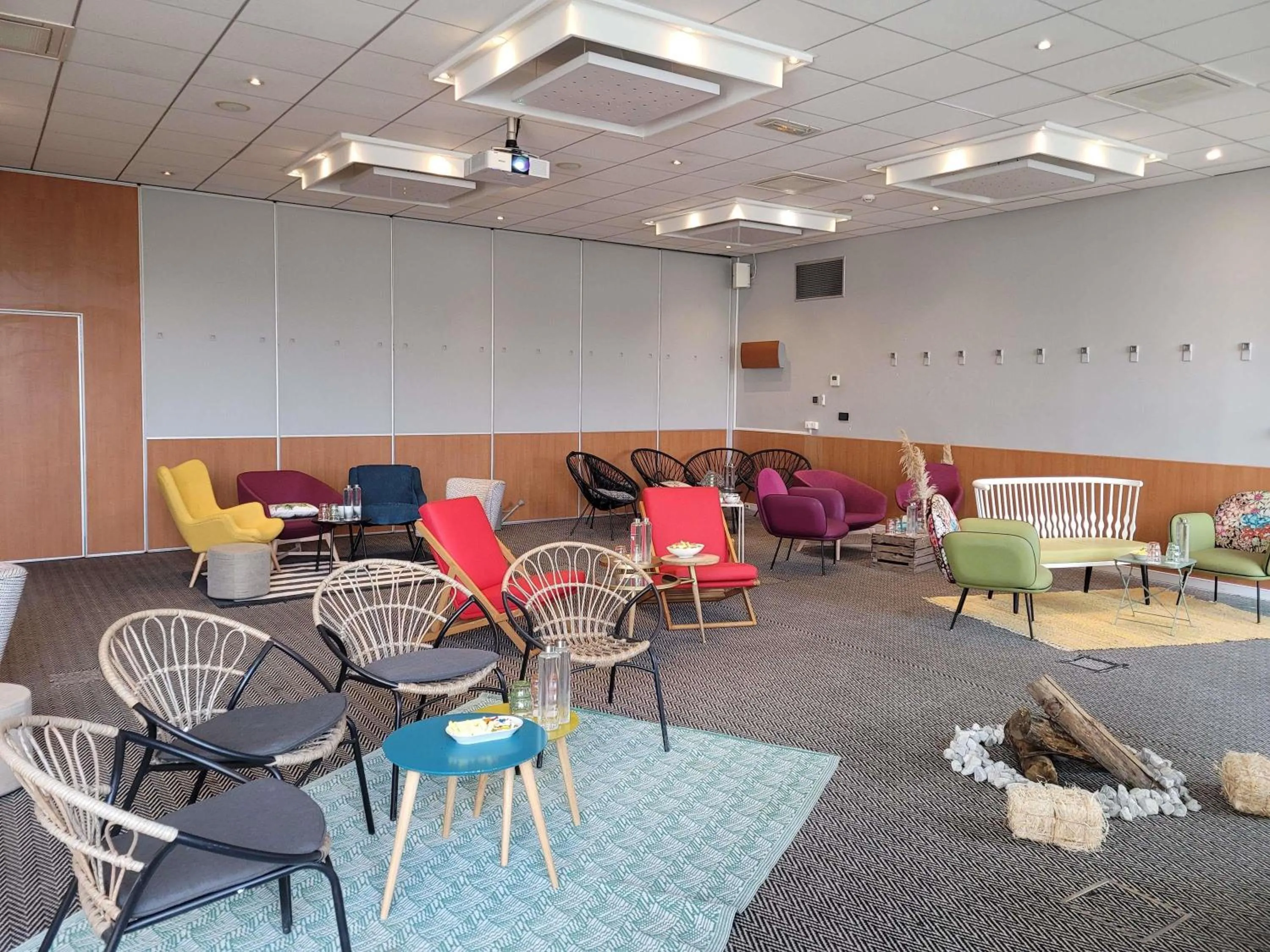 Meeting/conference room in Hotel Novotel Evry Courcouronnes