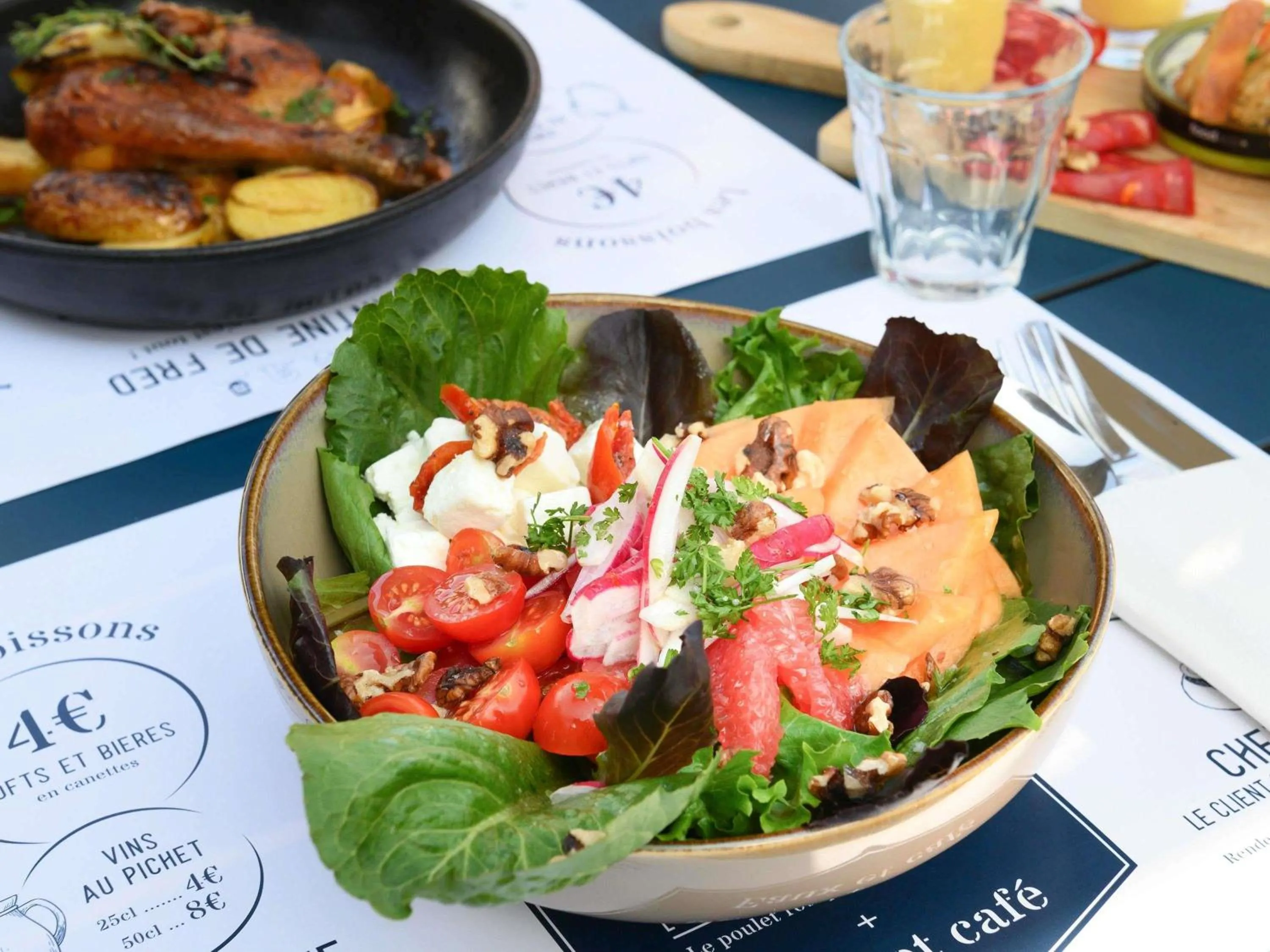 Restaurant/places to eat in Hotel Novotel Evry Courcouronnes