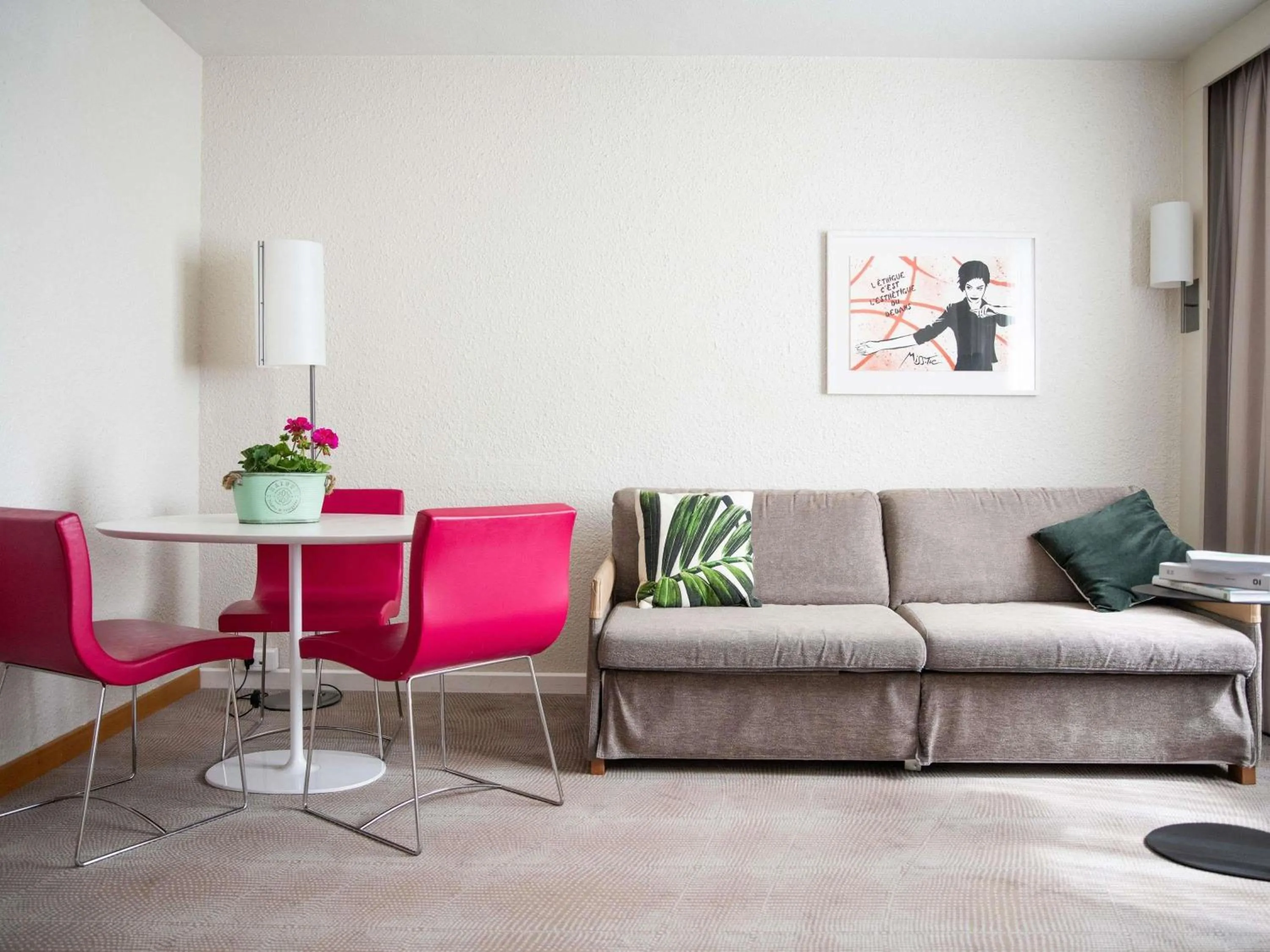 Bedroom in Hotel Novotel Evry Courcouronnes