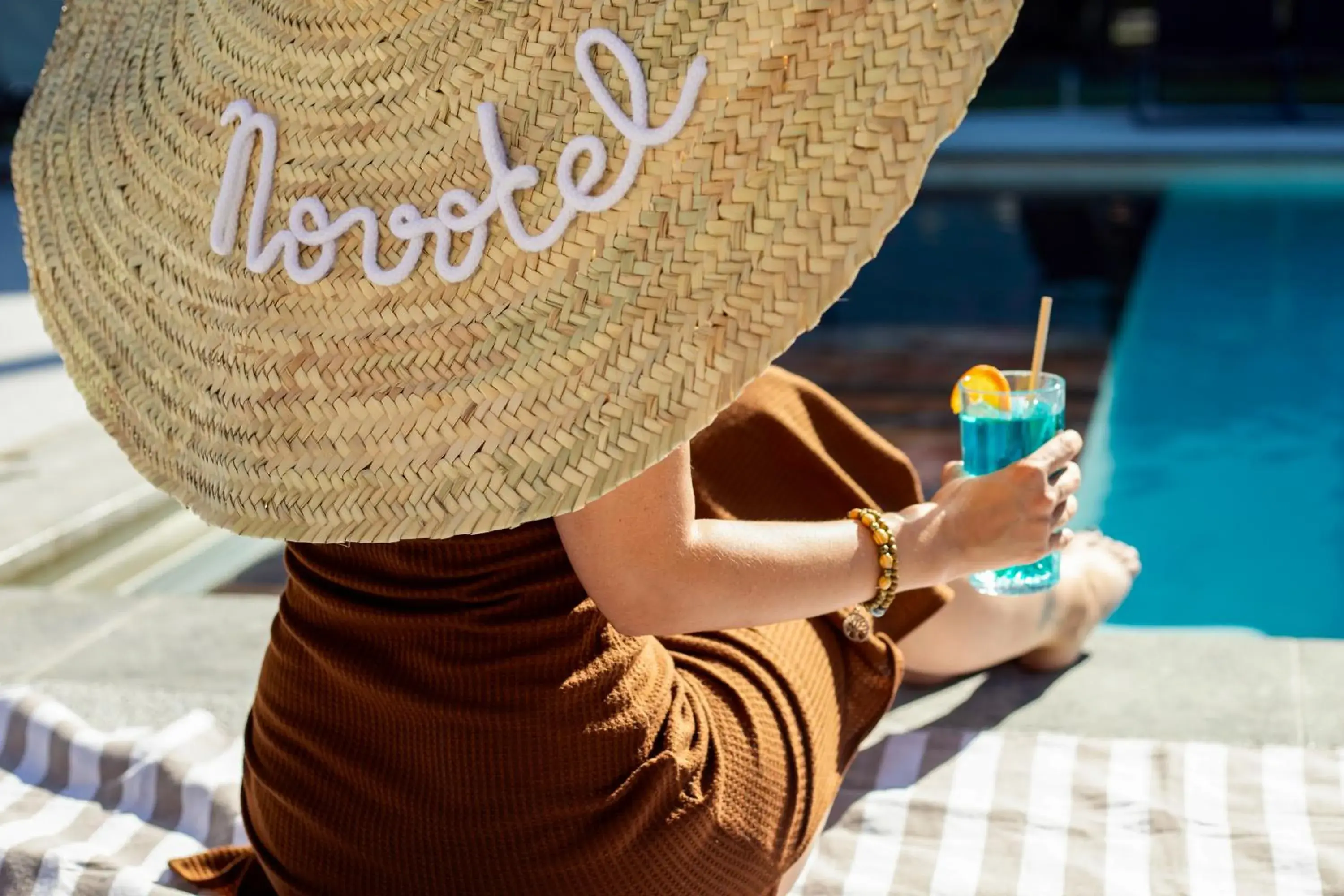 Swimming pool in Hotel Novotel Evry Courcouronnes Swimming pool in Hotel Novotel Evry Courcouronnes