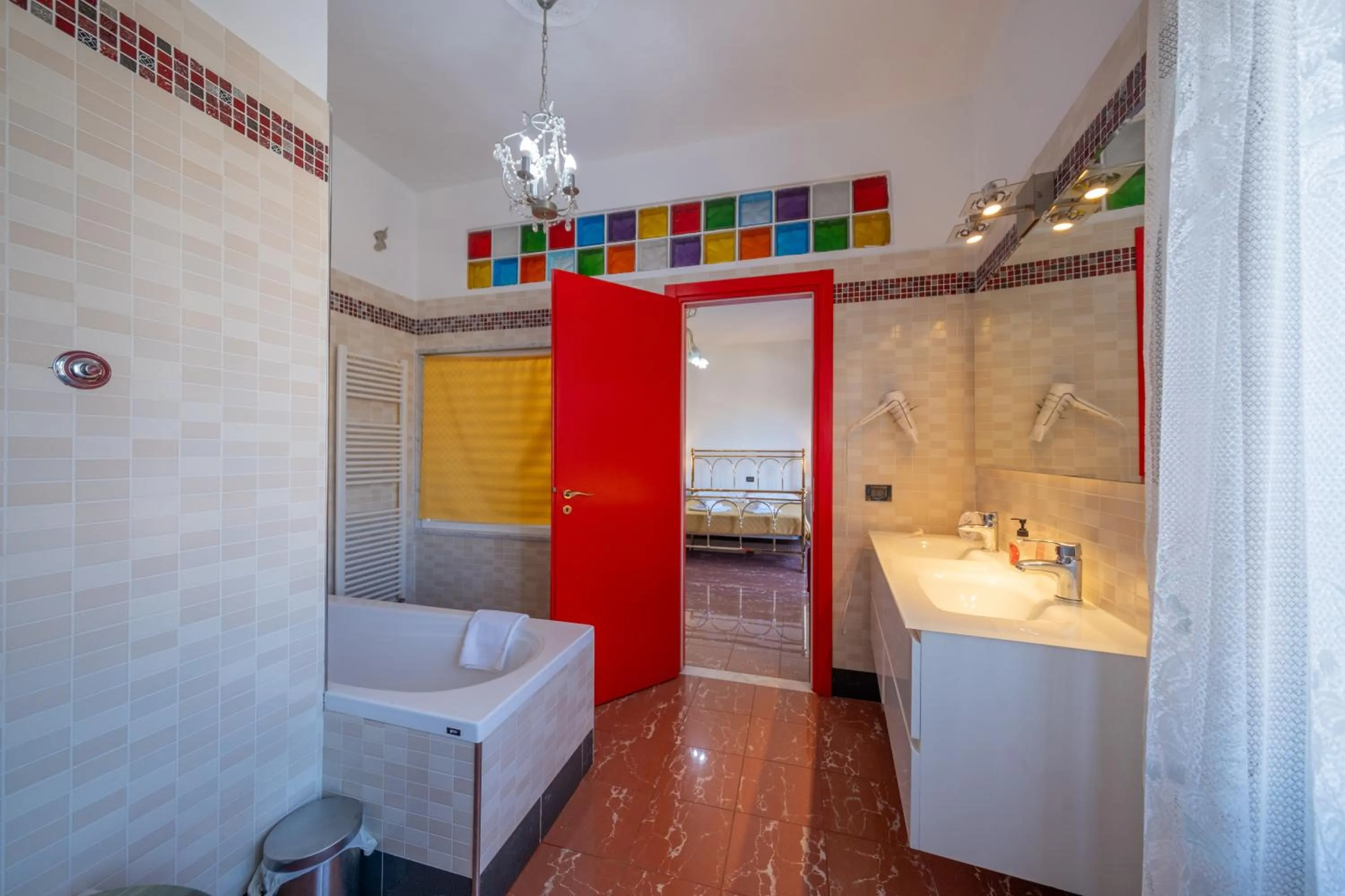 Bathroom in BBC Christian Bed & Breakfast