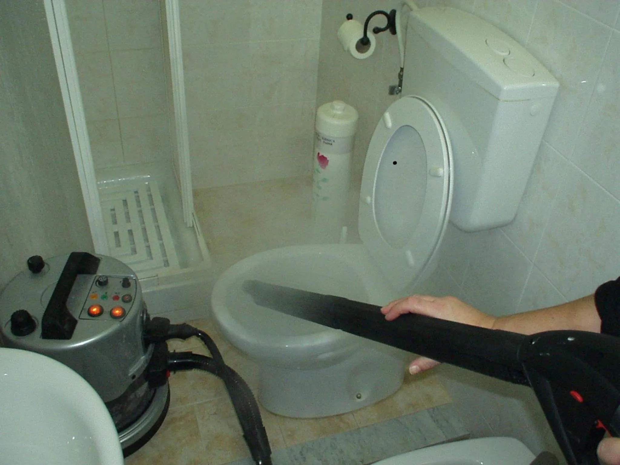 Toilet in Albergo Cavour SELF CHECK-IN