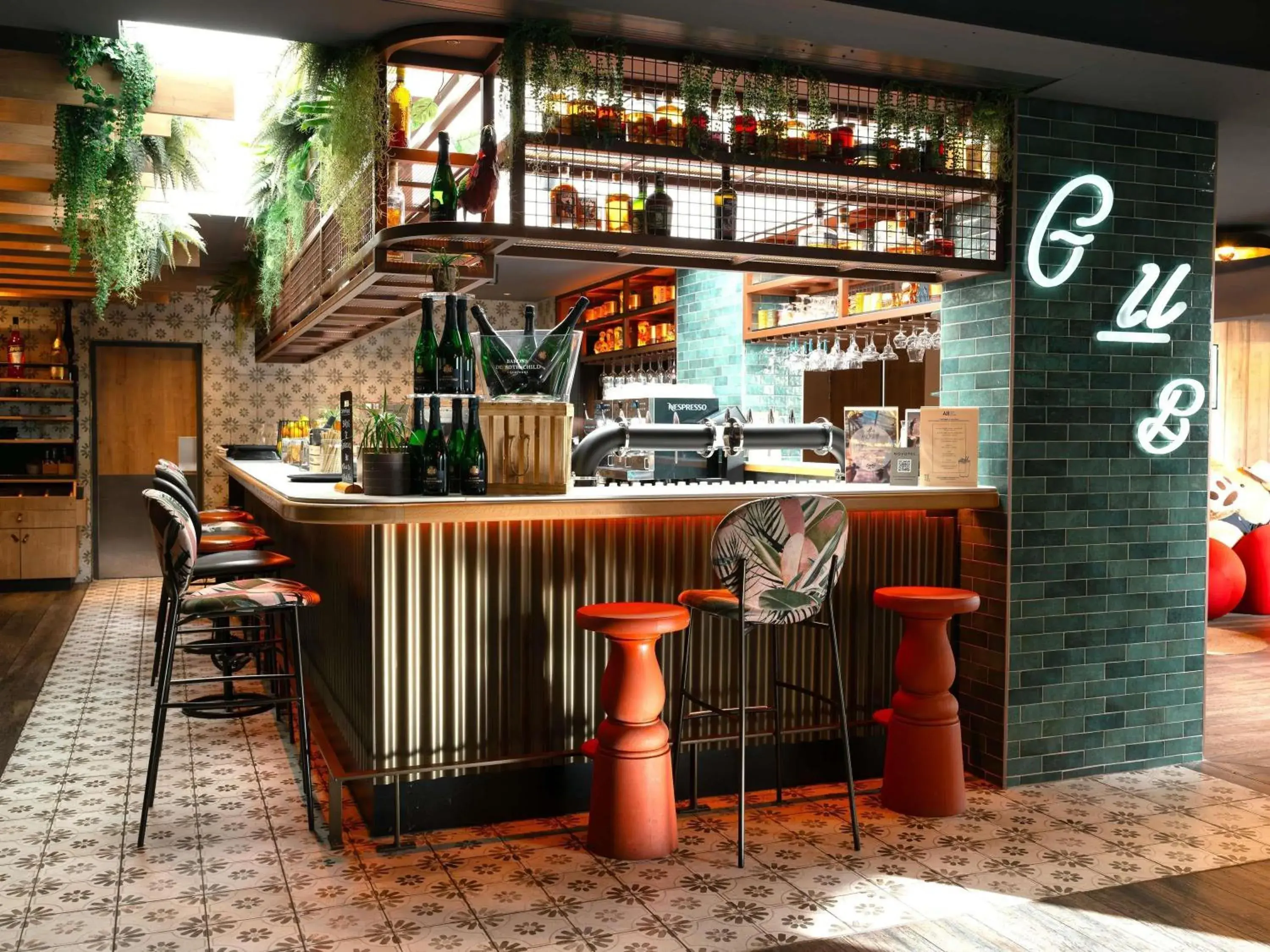 Property building in Novotel Valence Sud Property building in Novotel Valence Sud