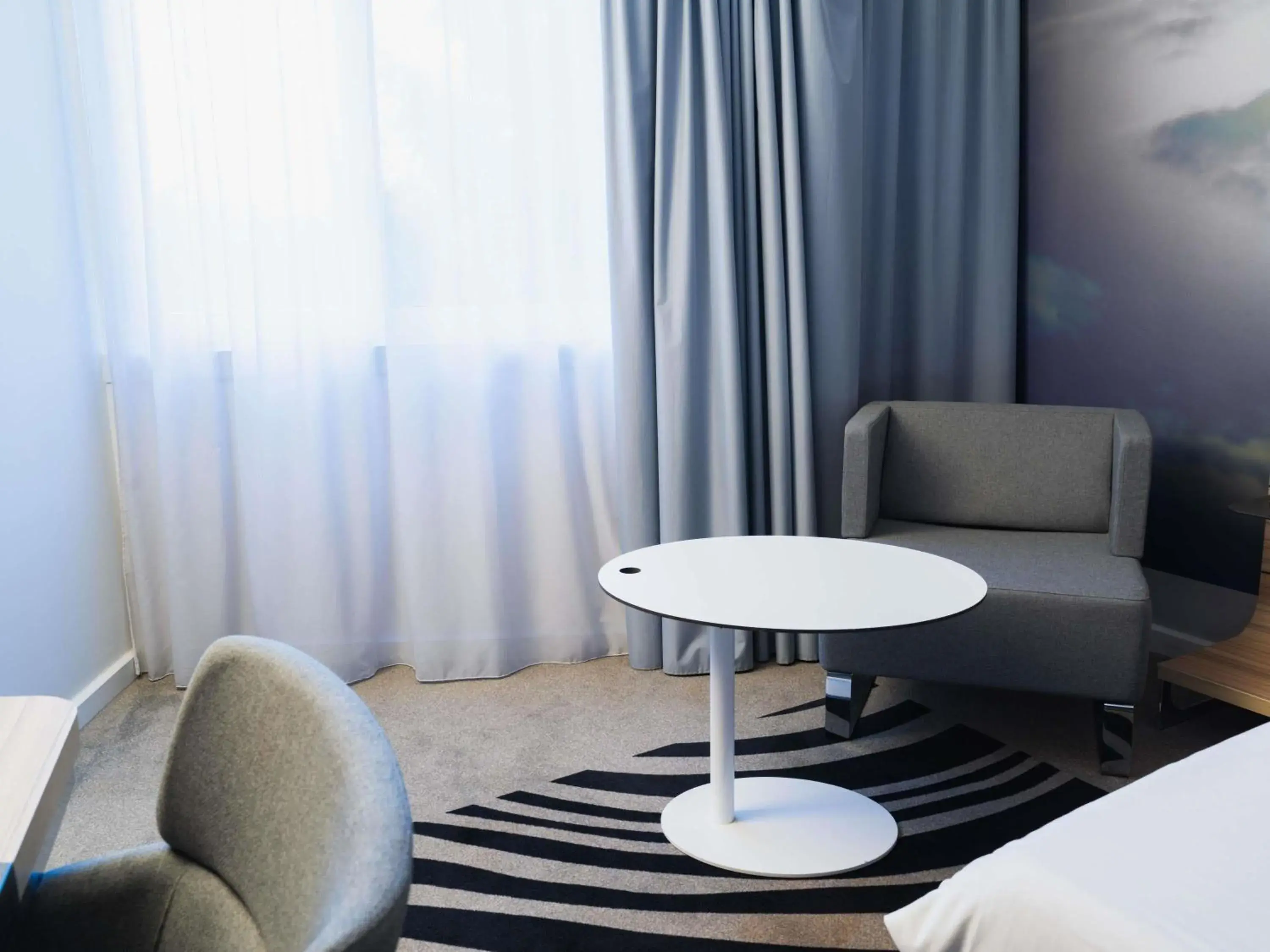 Bedroom, Bed in Novotel Valence Sud Bedroom, Bed in Novotel Valence Sud