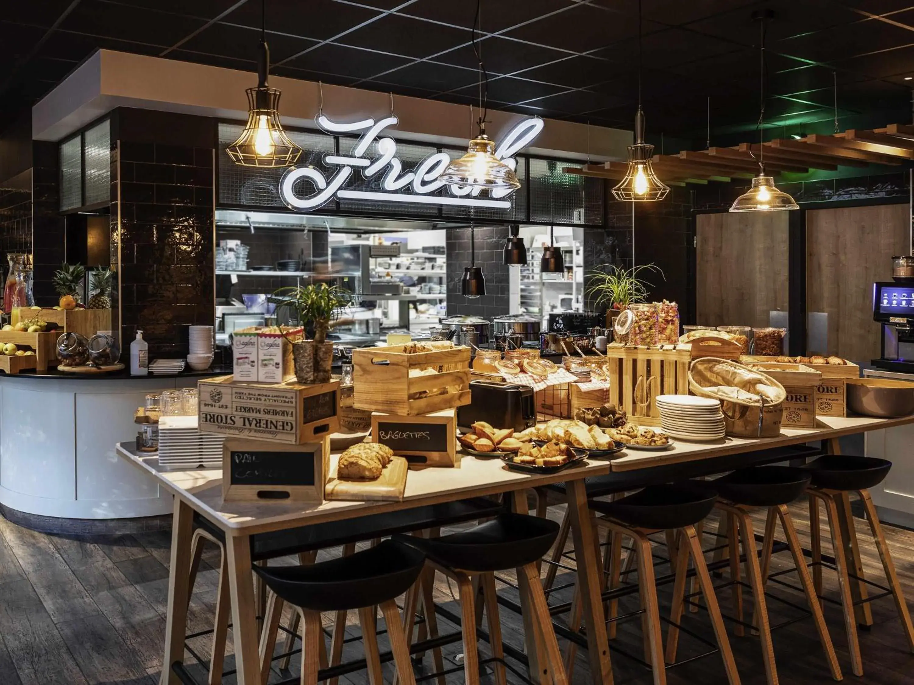 Breakfast in Novotel Valence Sud Breakfast in Novotel Valence Sud