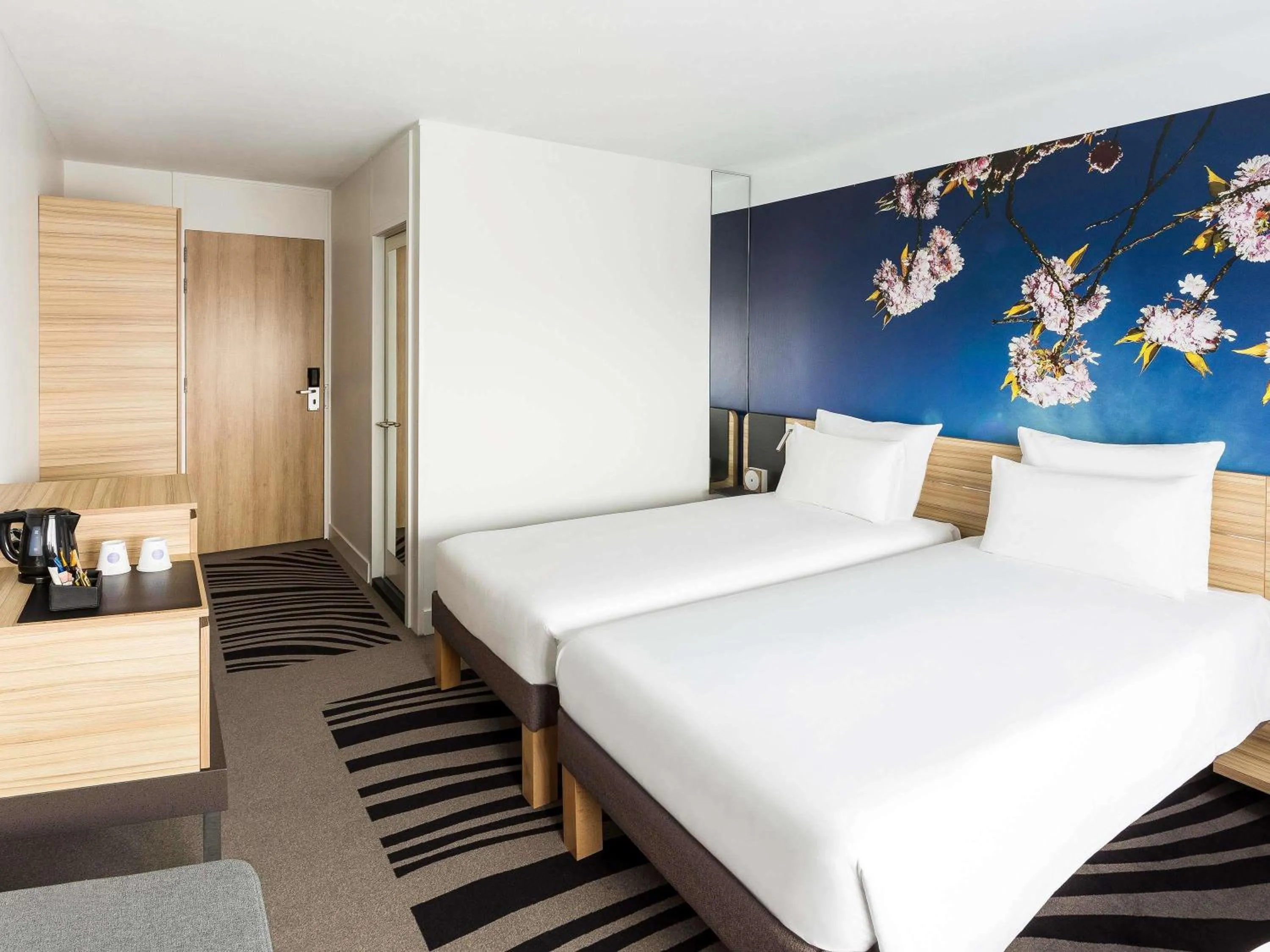 Bedroom, Bed in Novotel Valence Sud