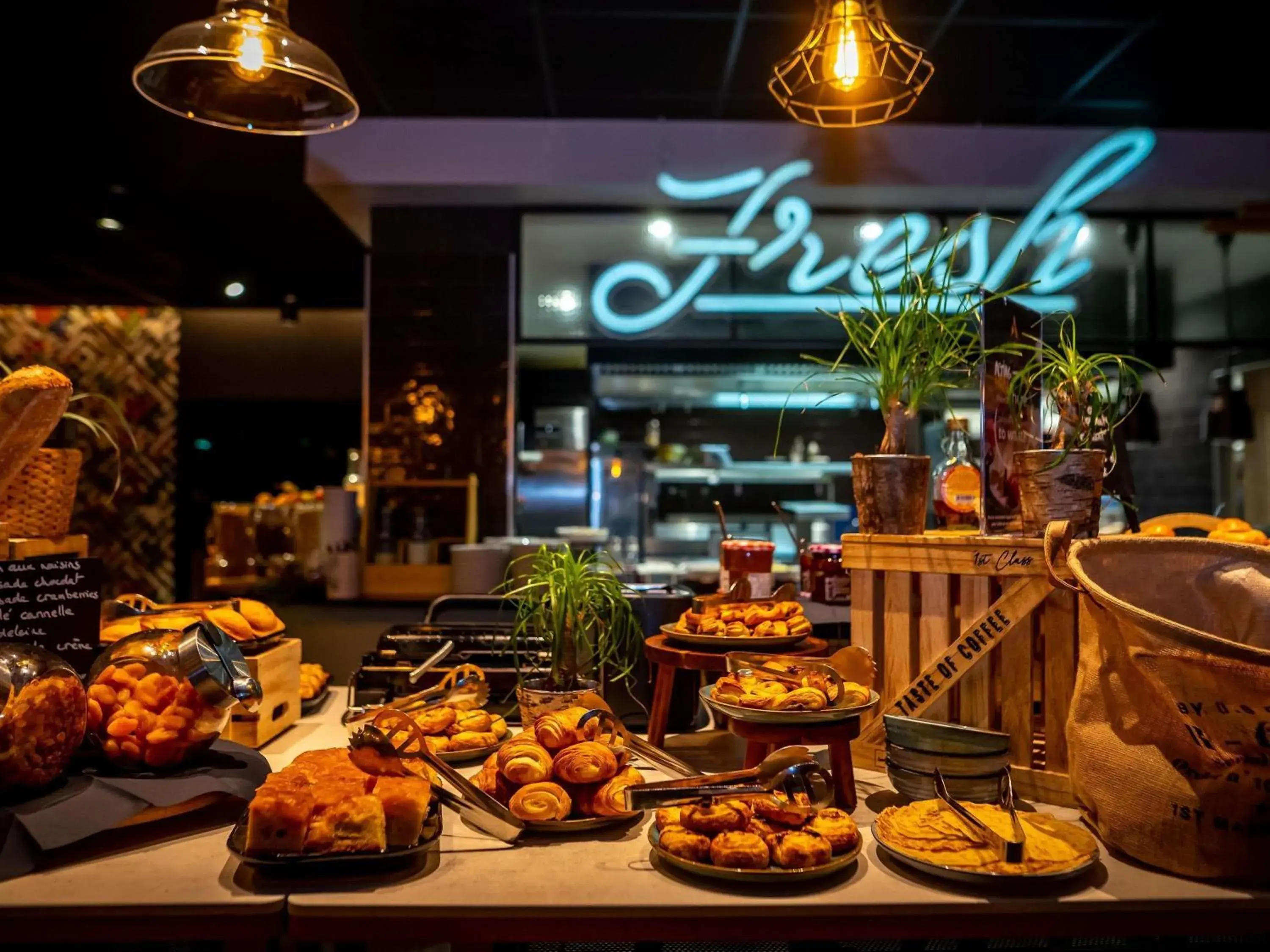 Property building in Novotel Valence Sud Property building in Novotel Valence Sud