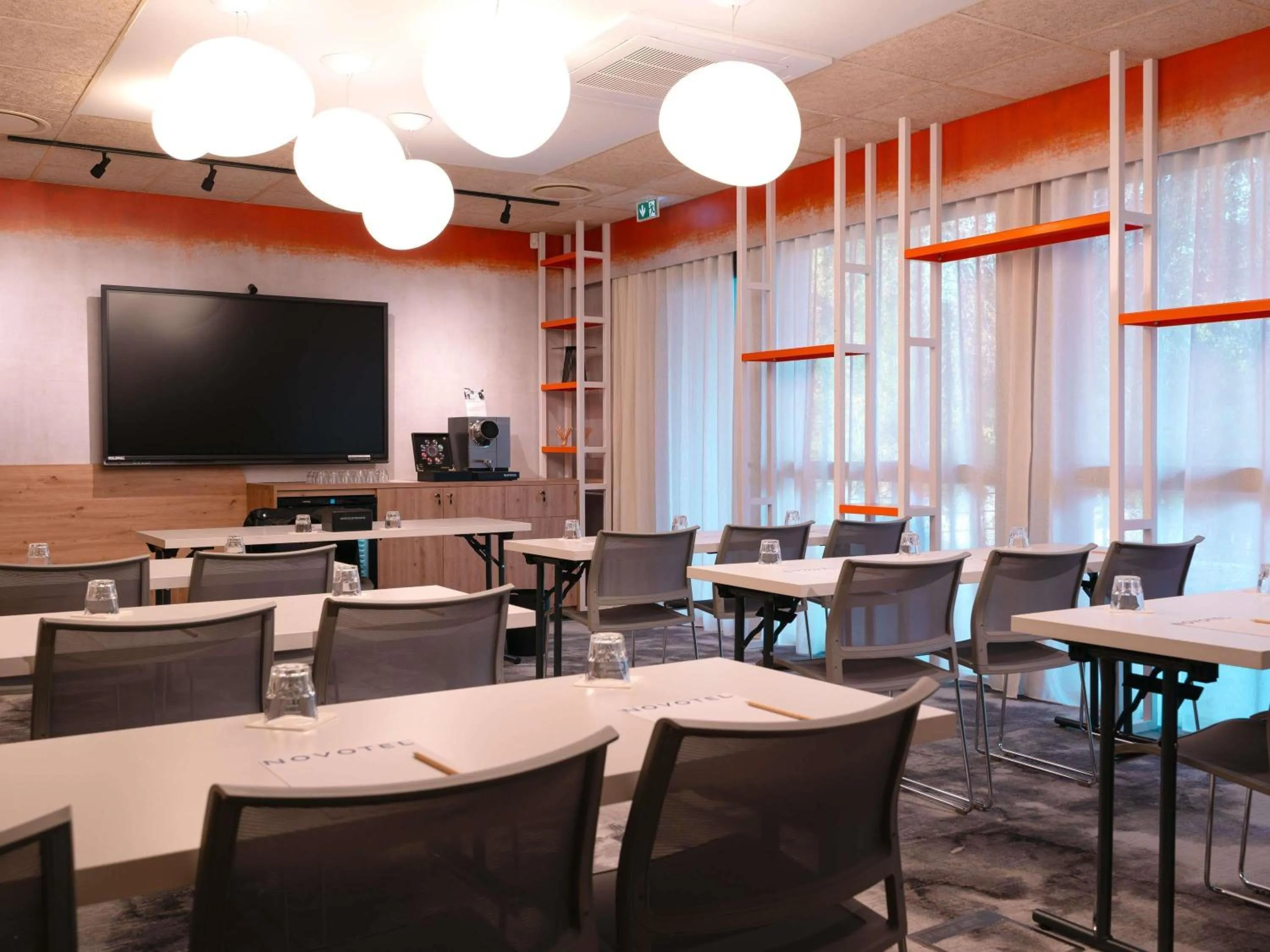 Property building in Novotel Valence Sud