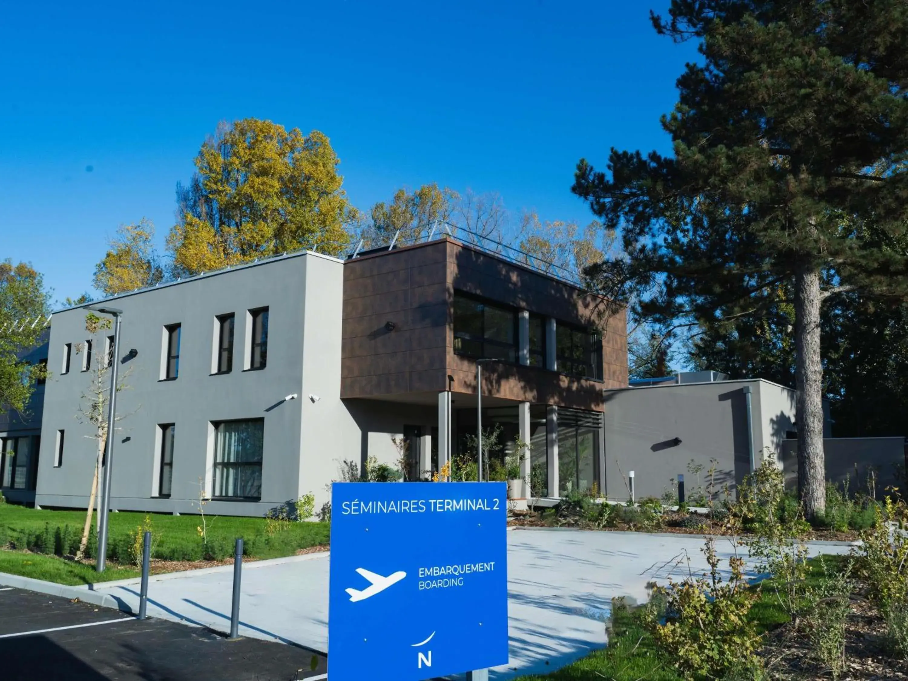 Property building in Novotel Valence Sud Property building in Novotel Valence Sud