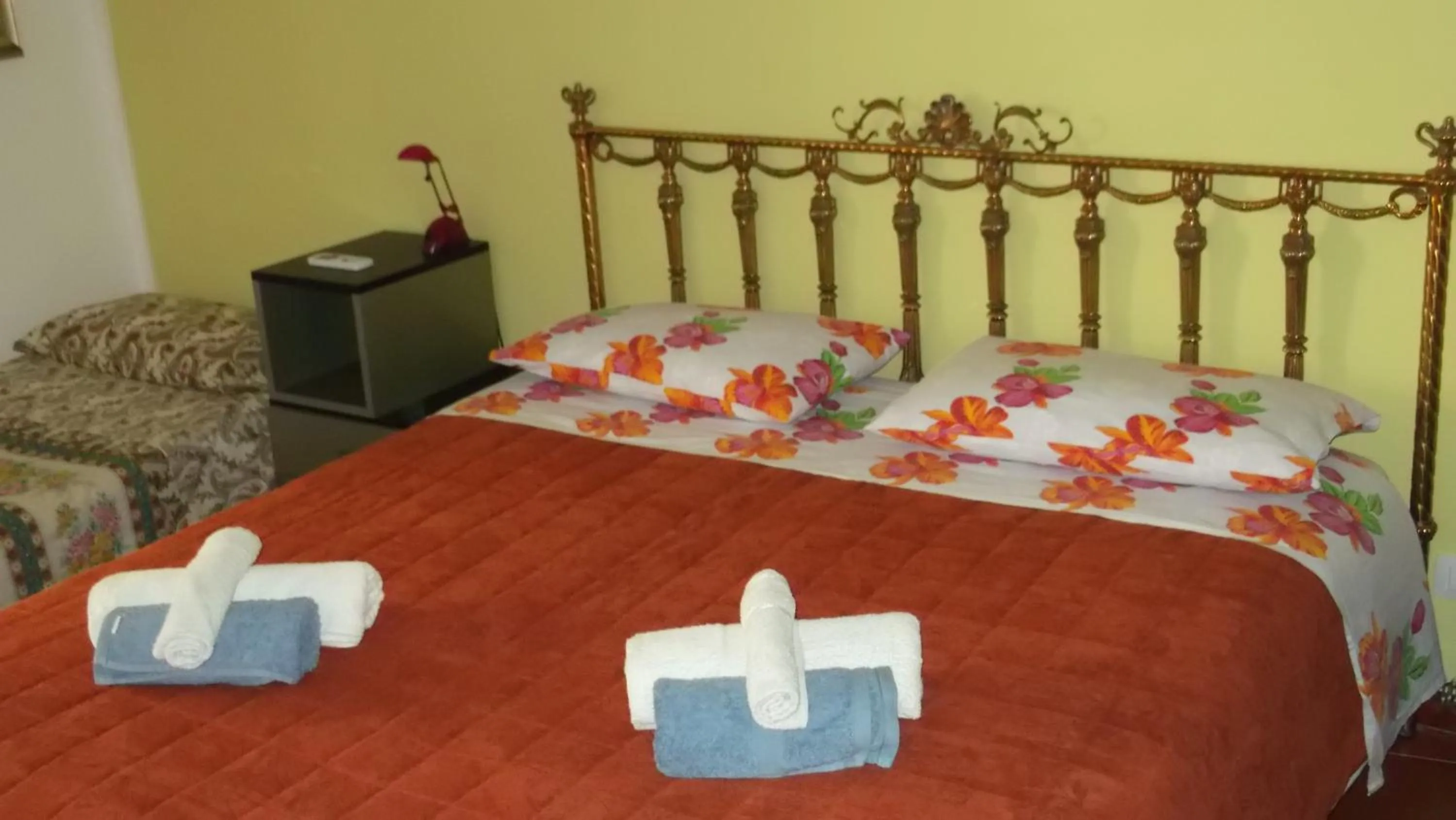 Bedroom, Bed in Solimarina