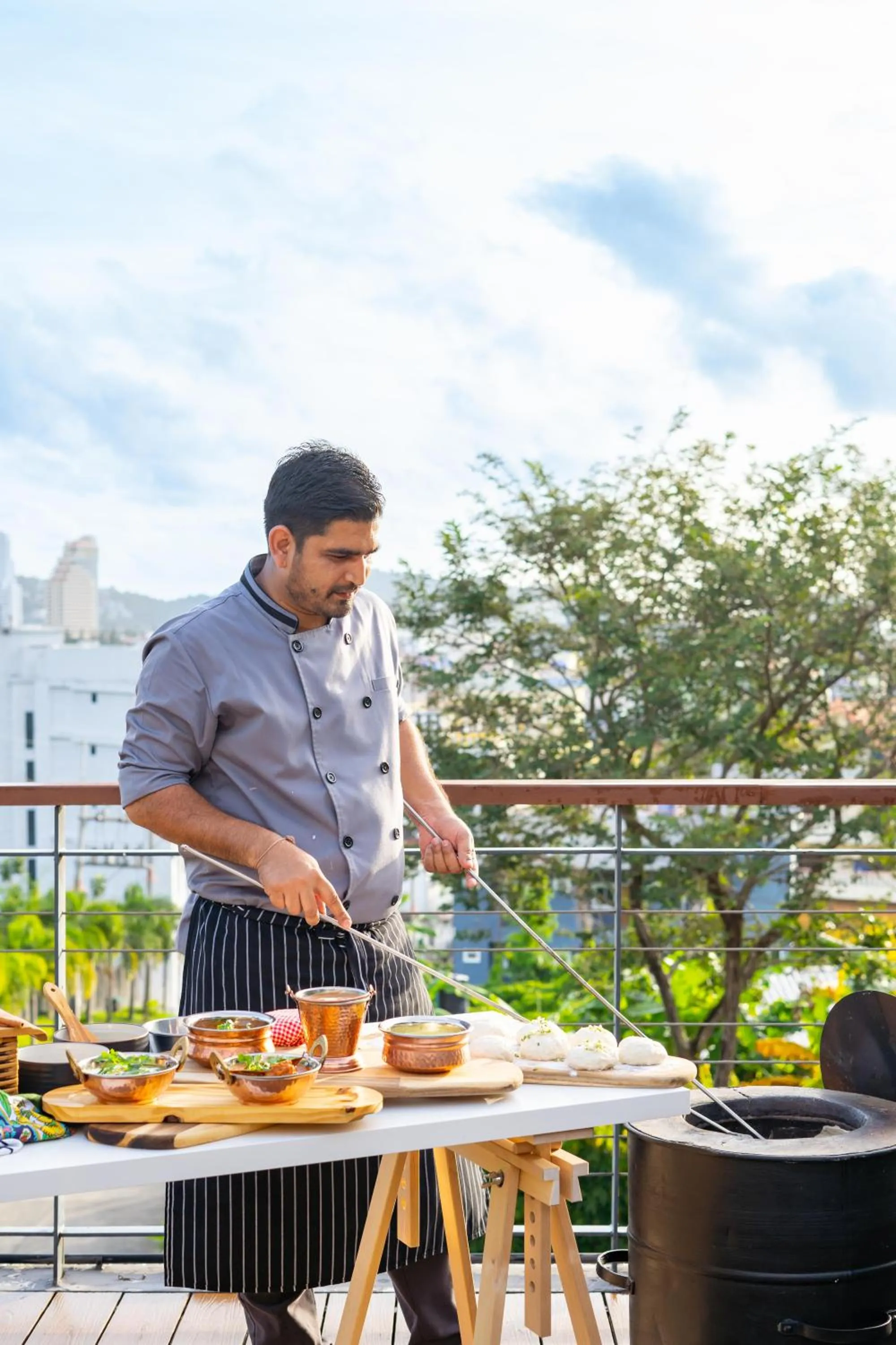 Restaurant/places to eat in SKYVIEW Resort Phuket Patong Beach