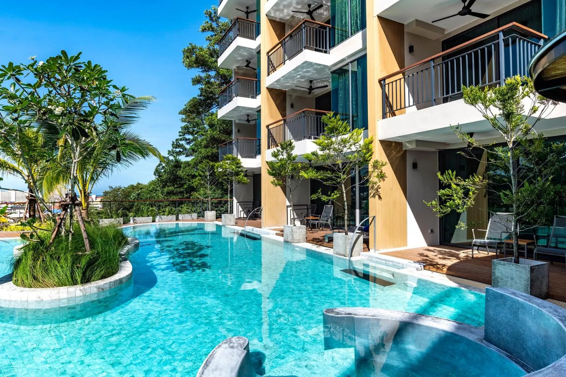 Property building in SKYVIEW Resort Phuket Patong Beach