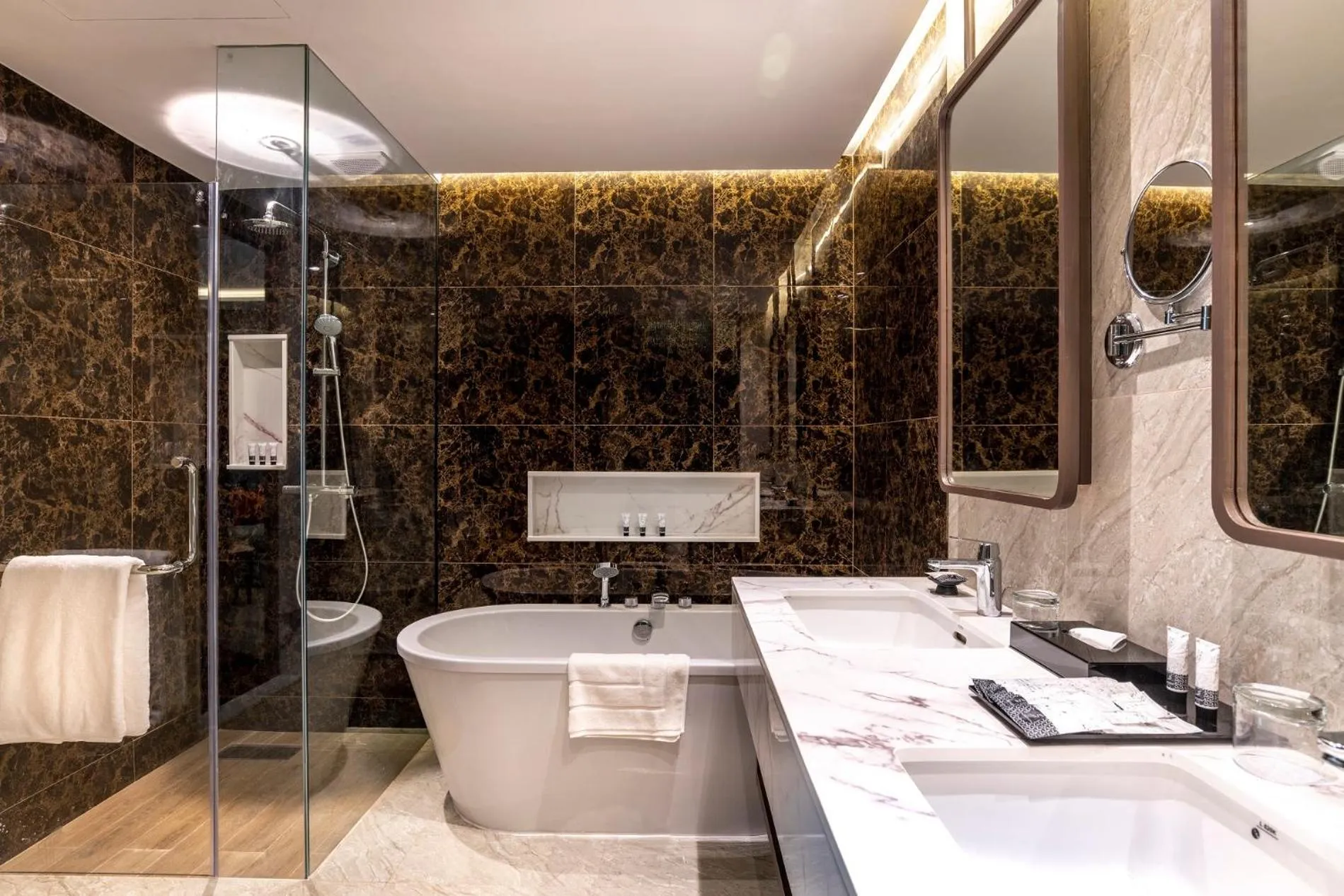 Toilet in SKYVIEW Resort Phuket Patong Beach