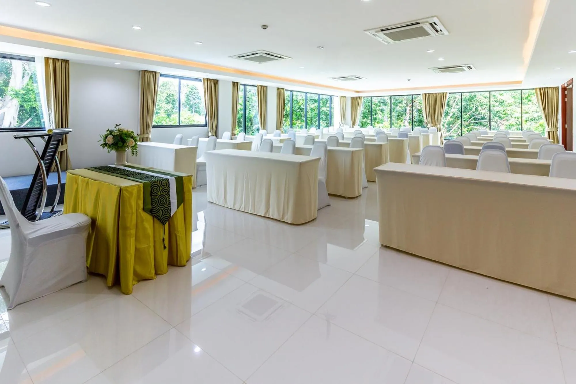 Banquet/Function facilities in Ozone Hotel Khao Yai
