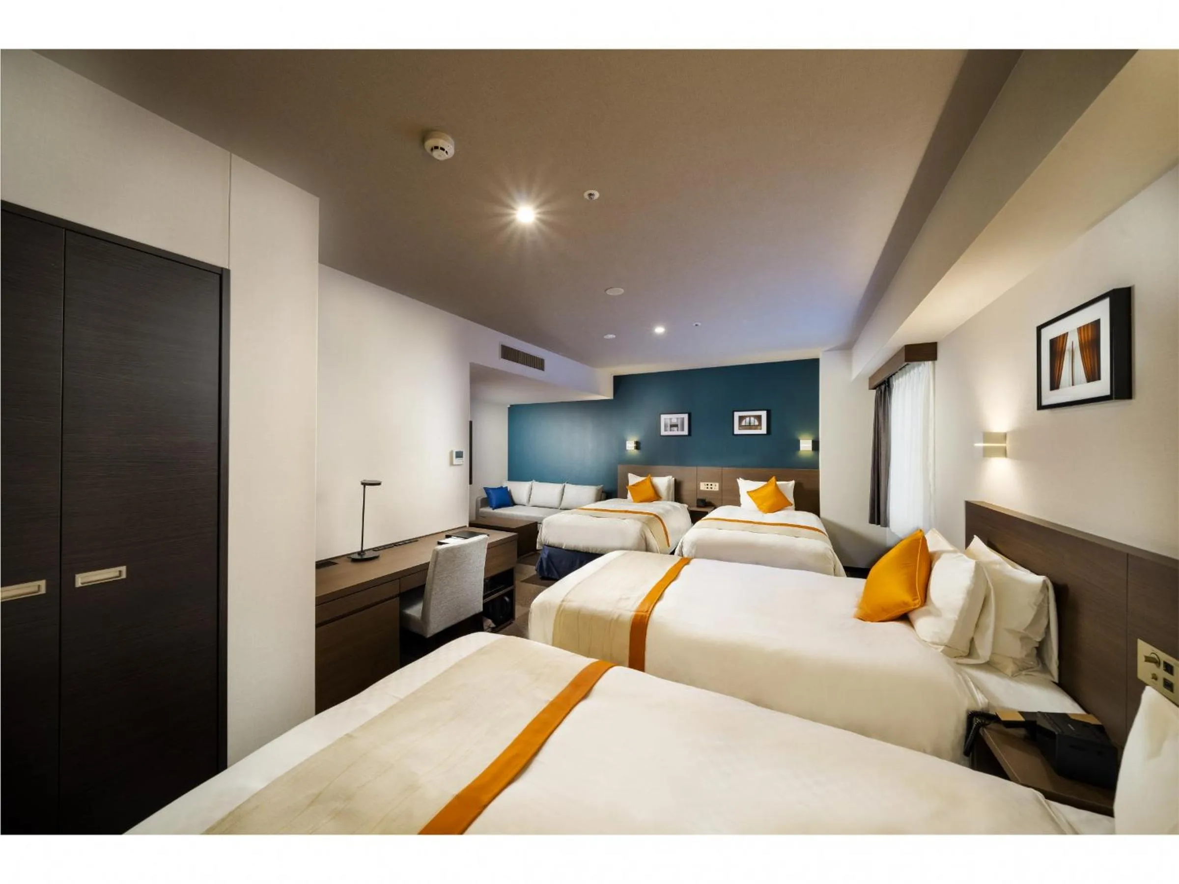 Photo of the whole room, Bed in Best Western Plus Fukuoka Tenjin-minami