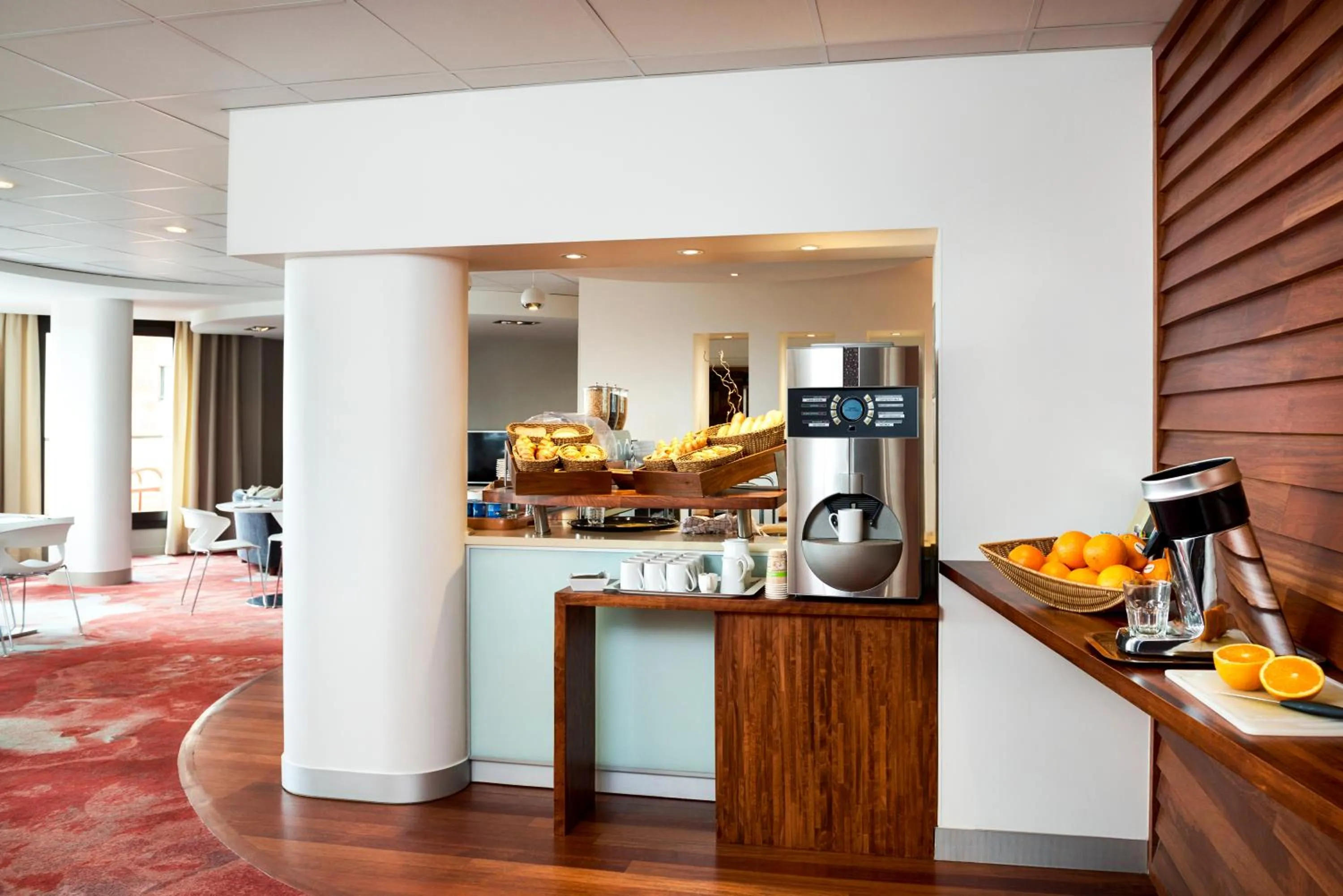 Restaurant/places to eat in Aparthotel Adagio Toulouse Centre Ramblas