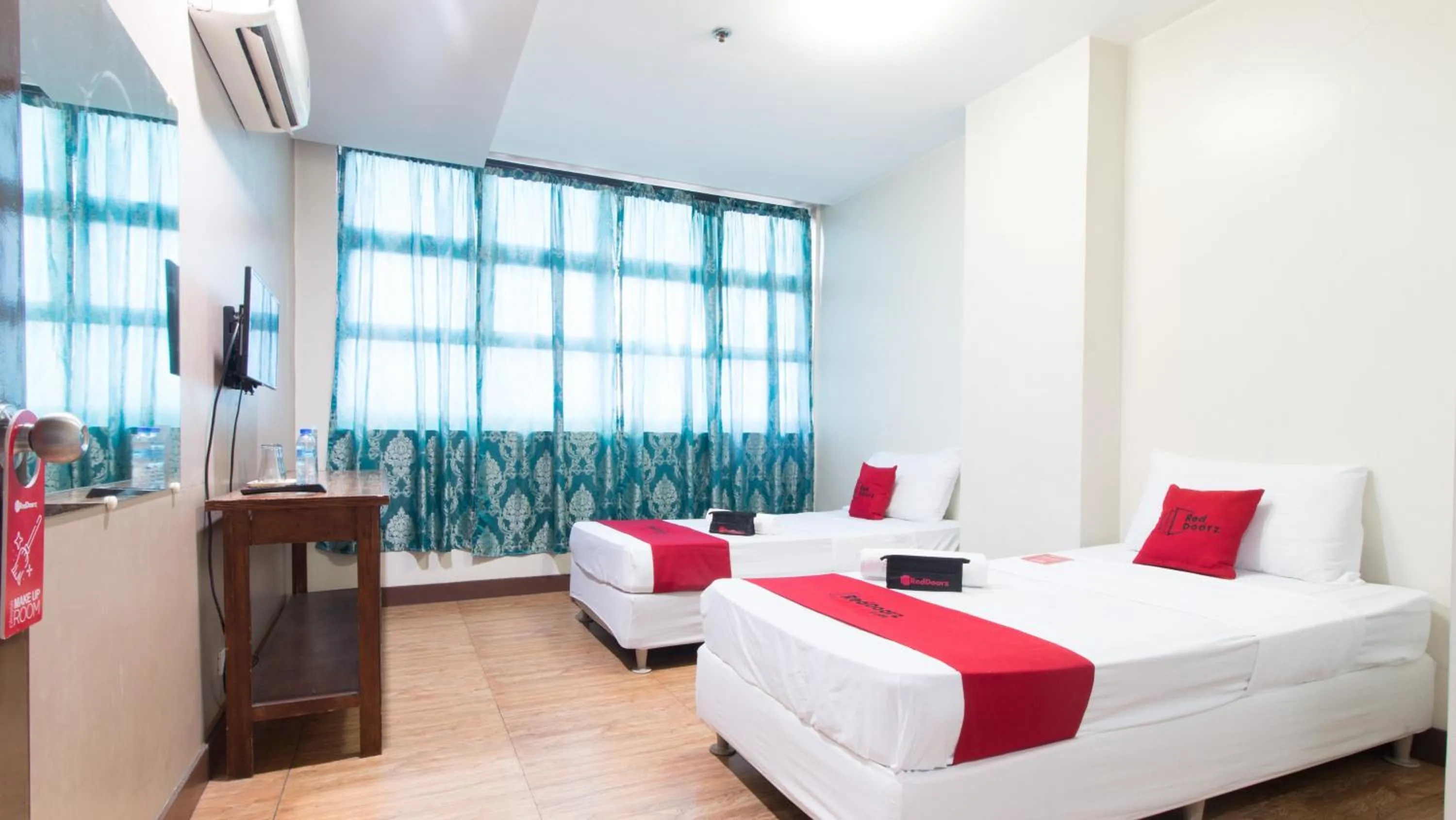 Bed in RedDoorz @ San Jose Tagbak Jaro Iloilo