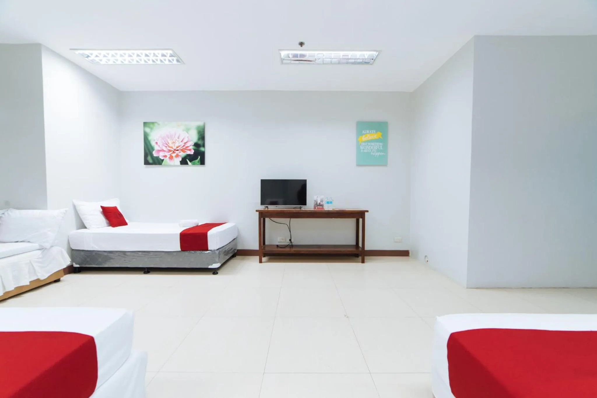 Bed in RedDoorz @ San Jose Tagbak Jaro Iloilo