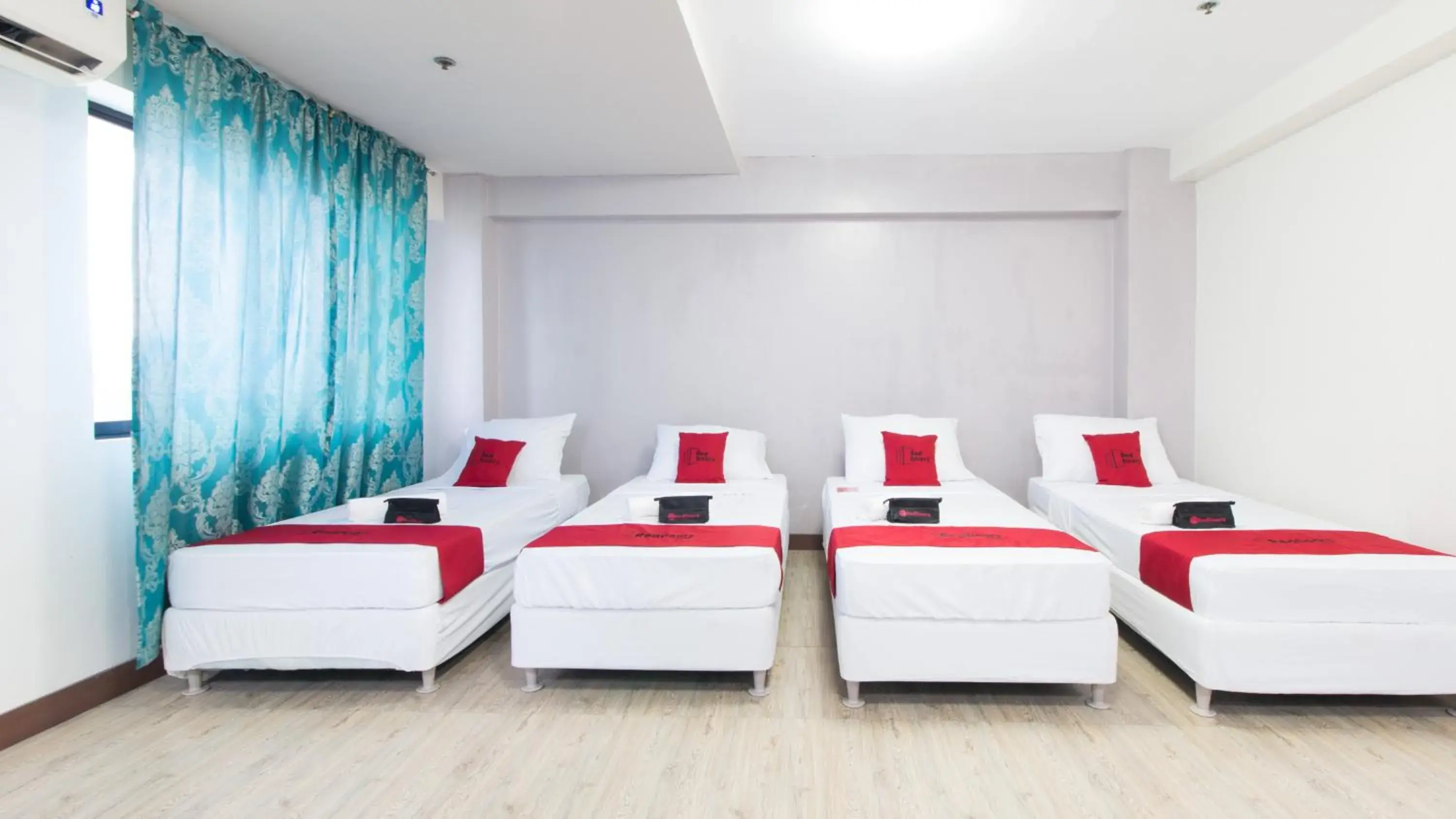 Photo of the whole room, Bed in RedDoorz @ San Jose Tagbak Jaro Iloilo Photo of the whole room, Bed in RedDoorz @ San Jose Tagbak Jaro Iloilo