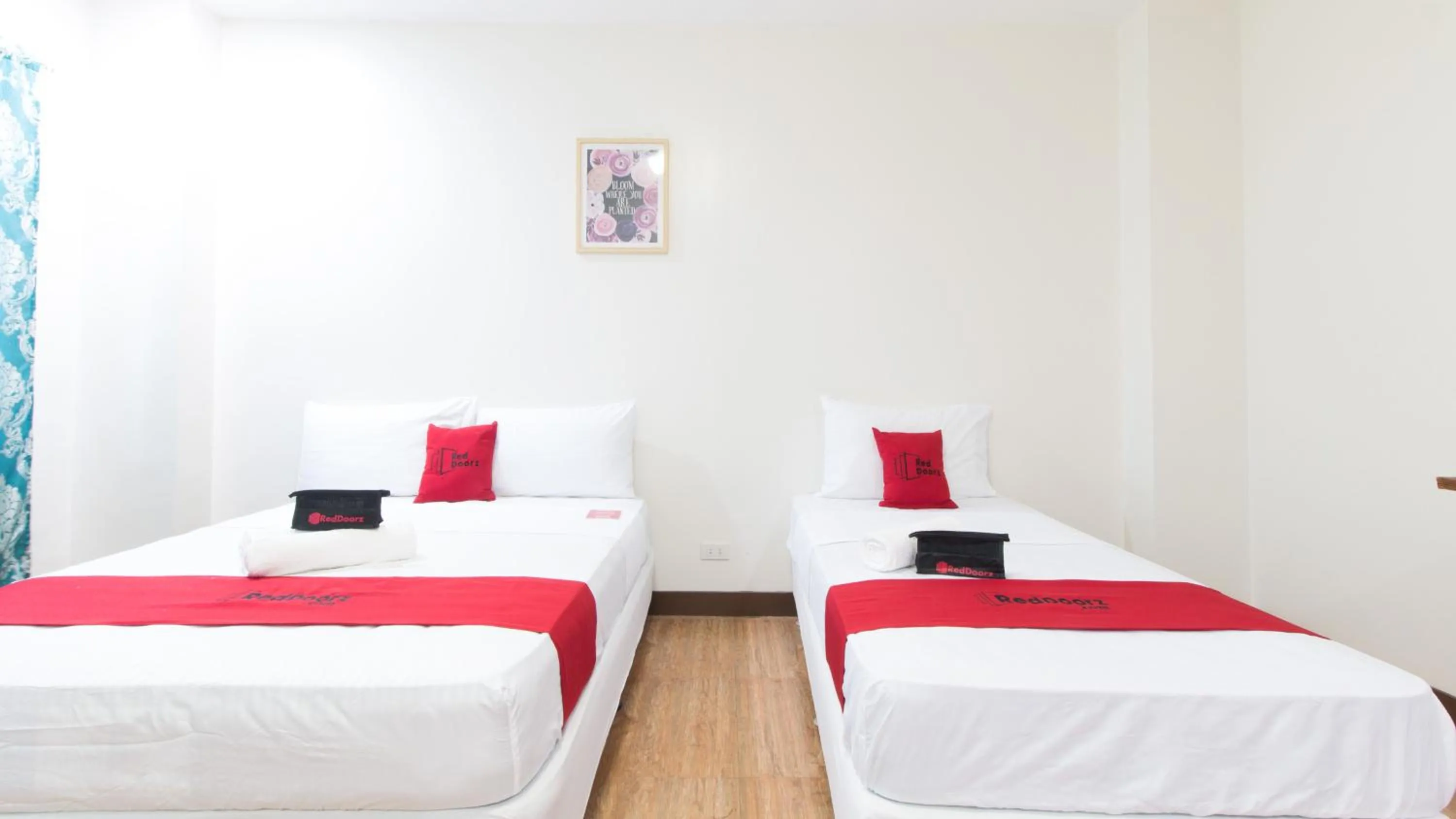 Photo of the whole room, Bed in RedDoorz @ San Jose Tagbak Jaro Iloilo