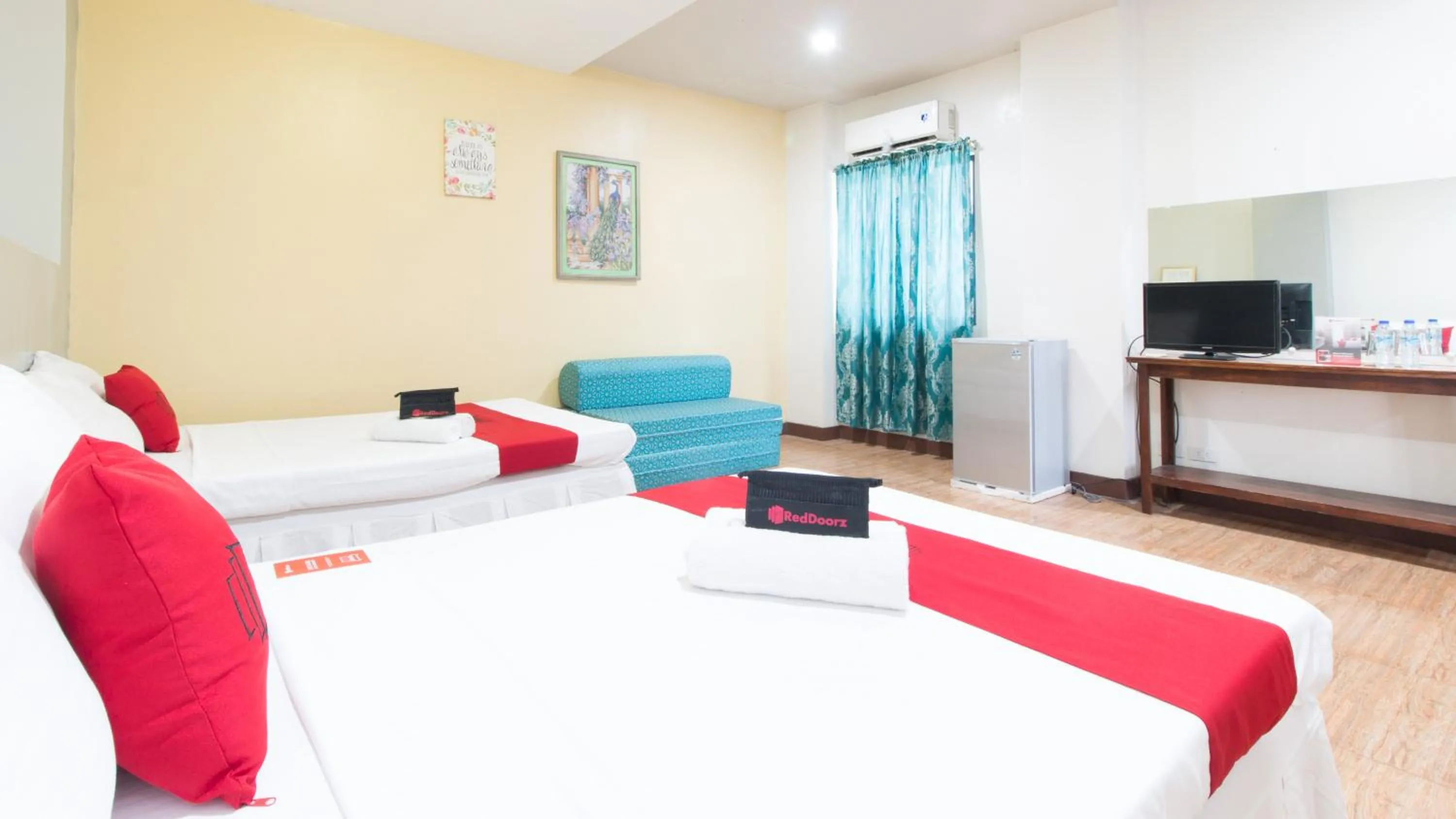 Bed in RedDoorz @ San Jose Tagbak Jaro Iloilo