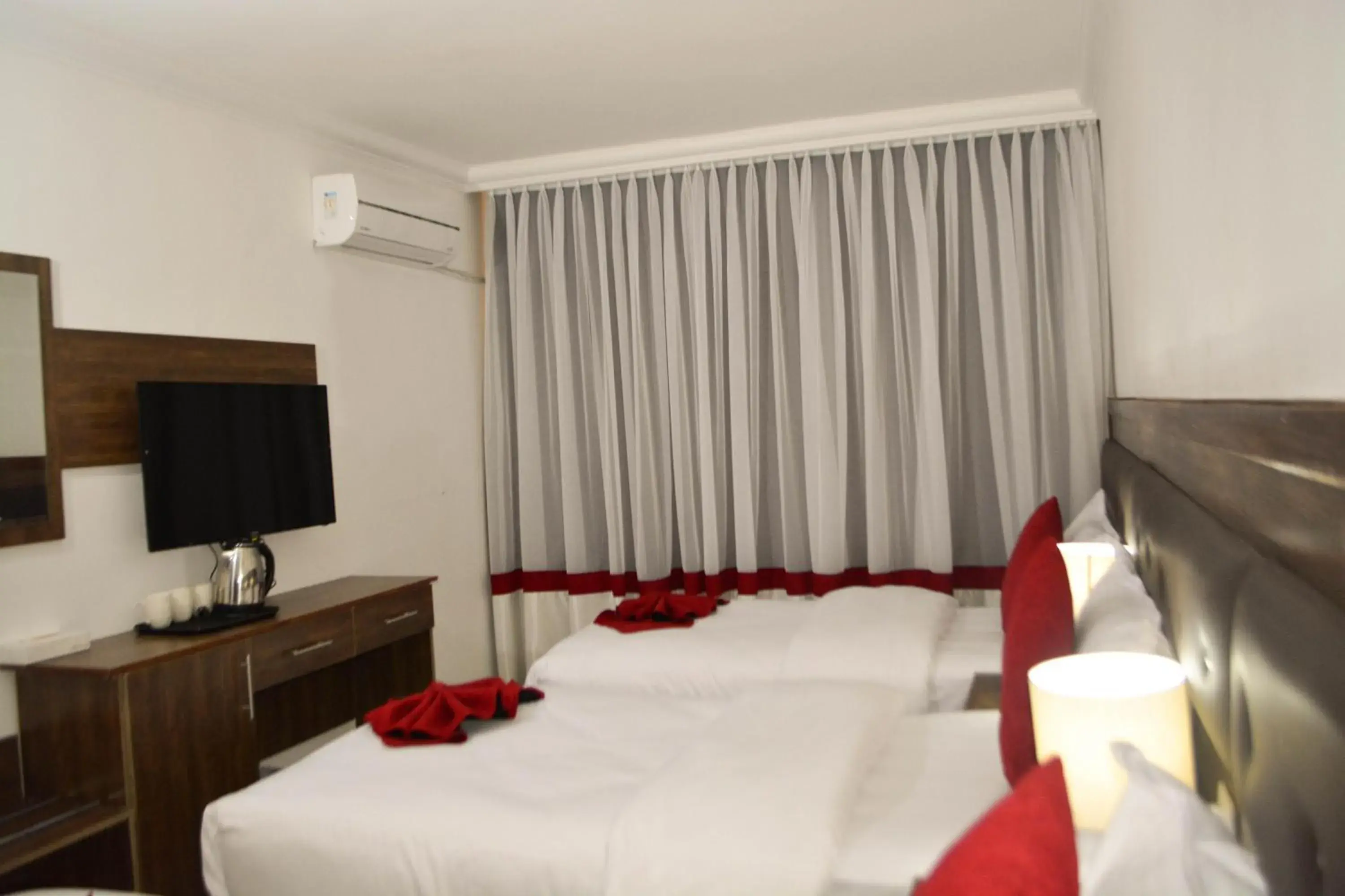 Standard Triple Room in Petra Corner Hotel Standard Triple Room in Petra Corner Hotel