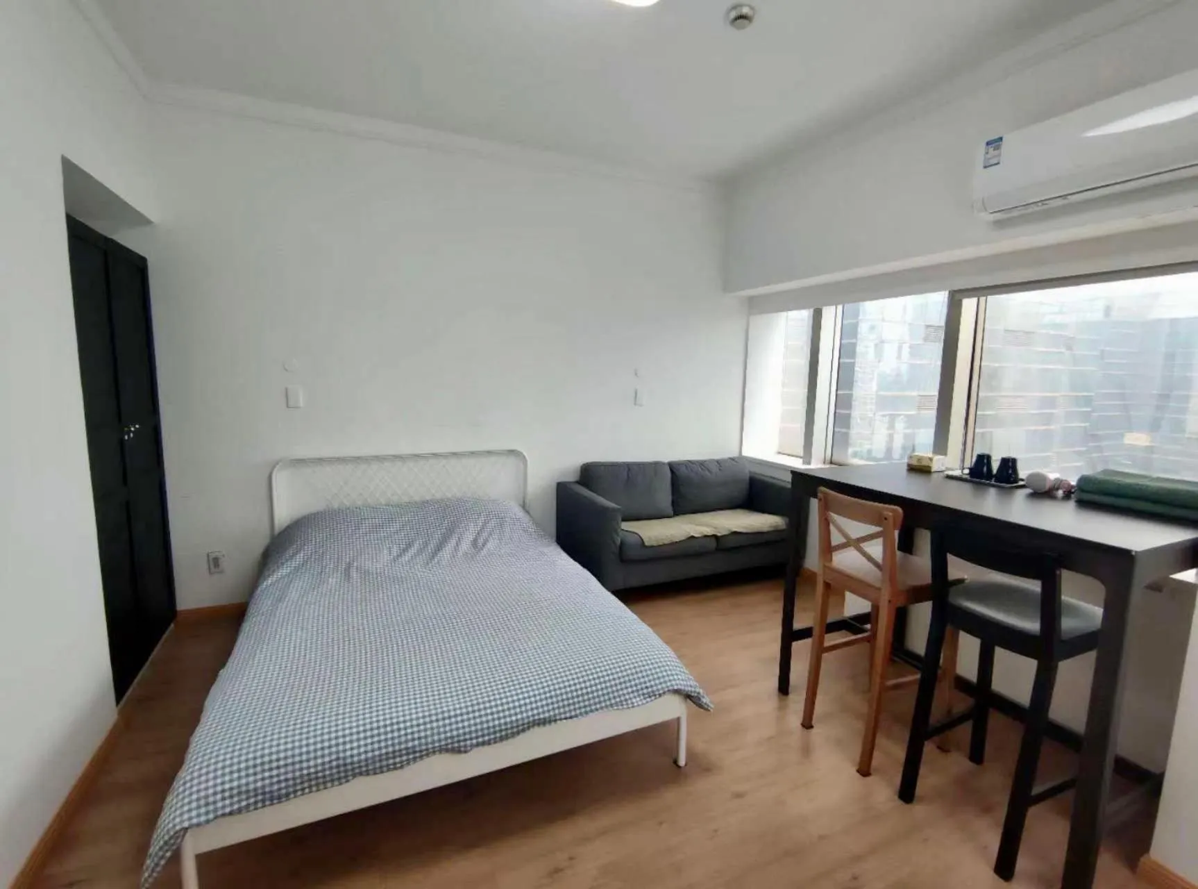 Bed in iNestin Shanghai Apt Lujiazui