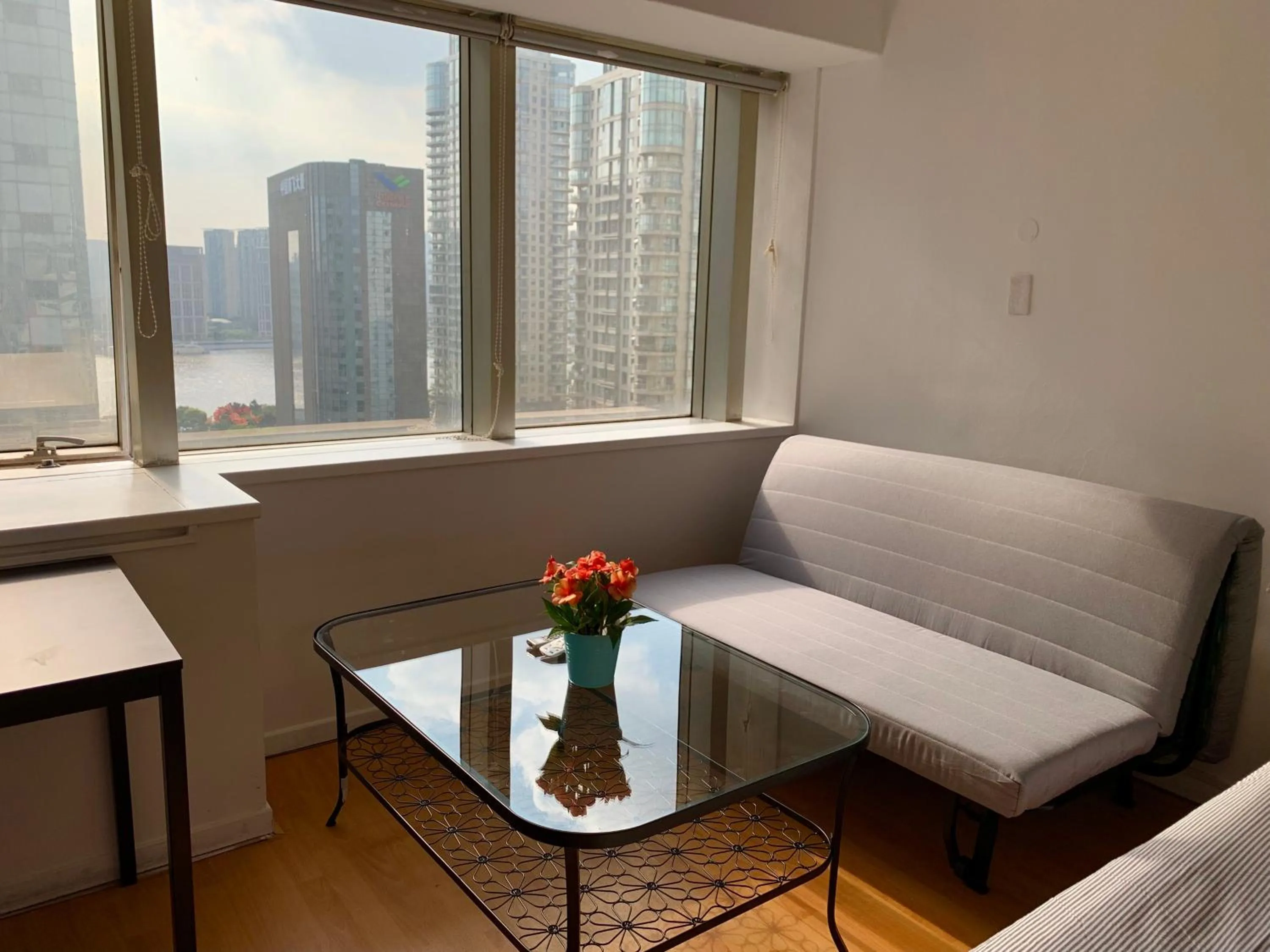 iNestin Shanghai Apt Lujiazui