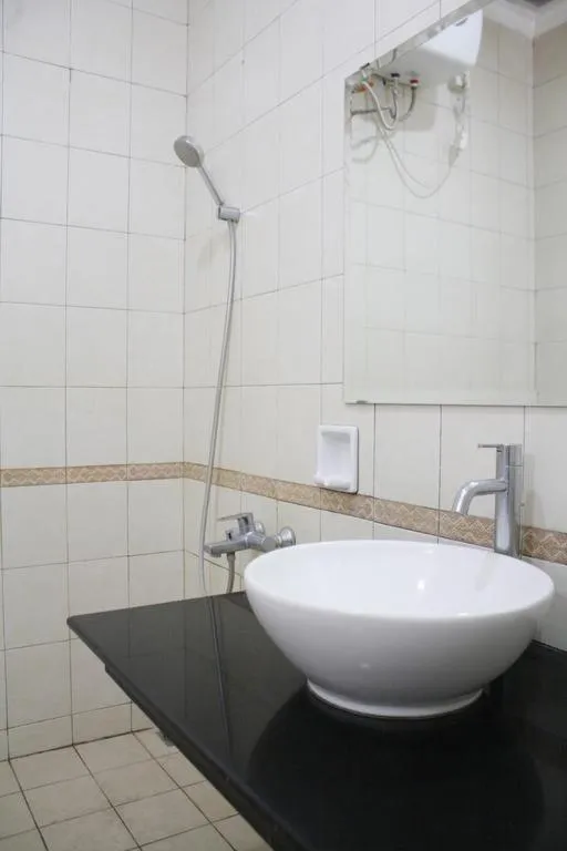 HOTEL & WISMA BINTANG JADAYAT