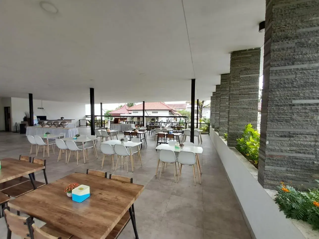 Restaurant/places to eat in HOTEL & WISMA BINTANG JADAYAT Restaurant/places to eat in HOTEL & WISMA BINTANG JADAYAT