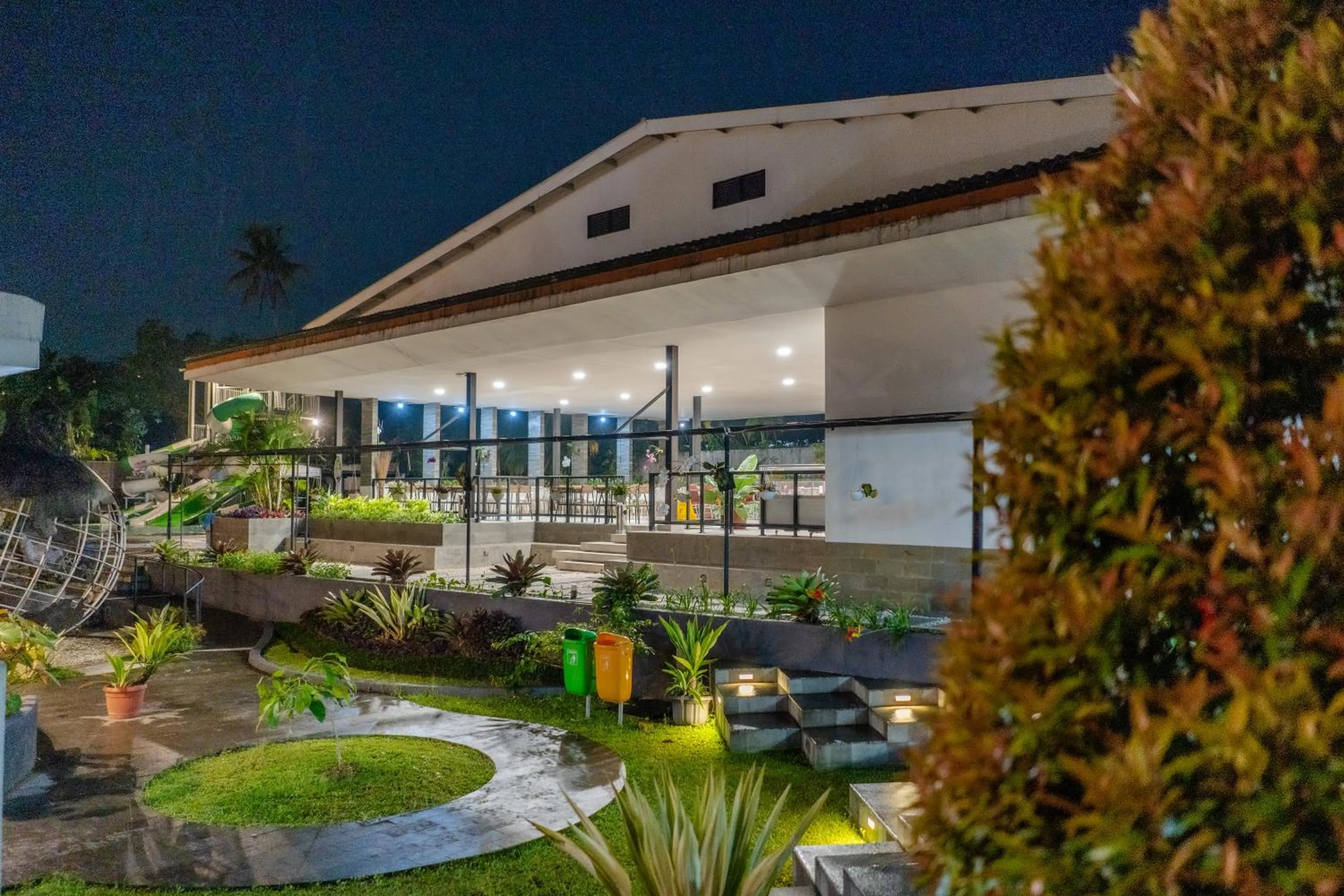 HOTEL & WISMA BINTANG JADAYAT