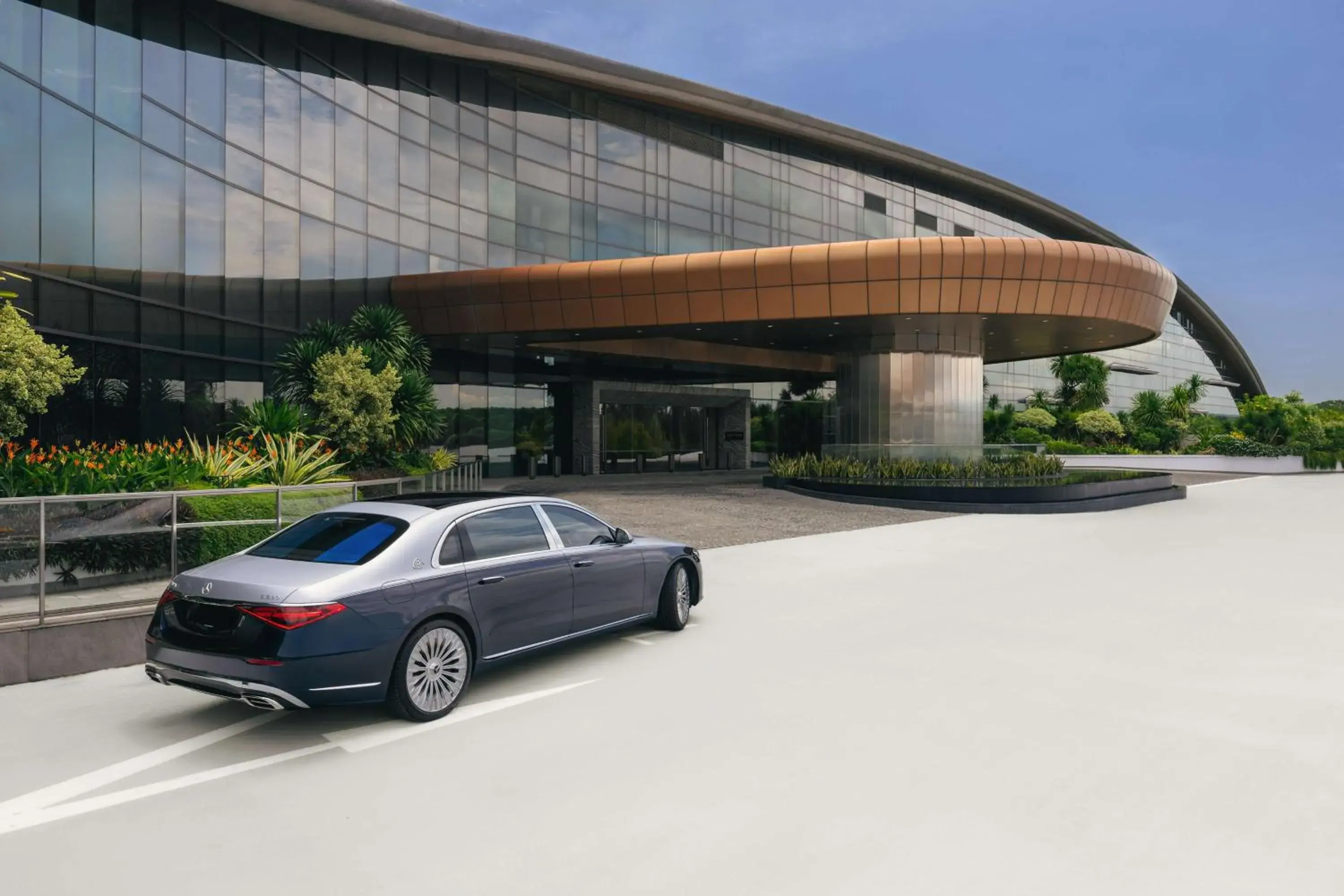 Property building in Dusit Thani Laguna Singapore Property building in Dusit Thani Laguna Singapore