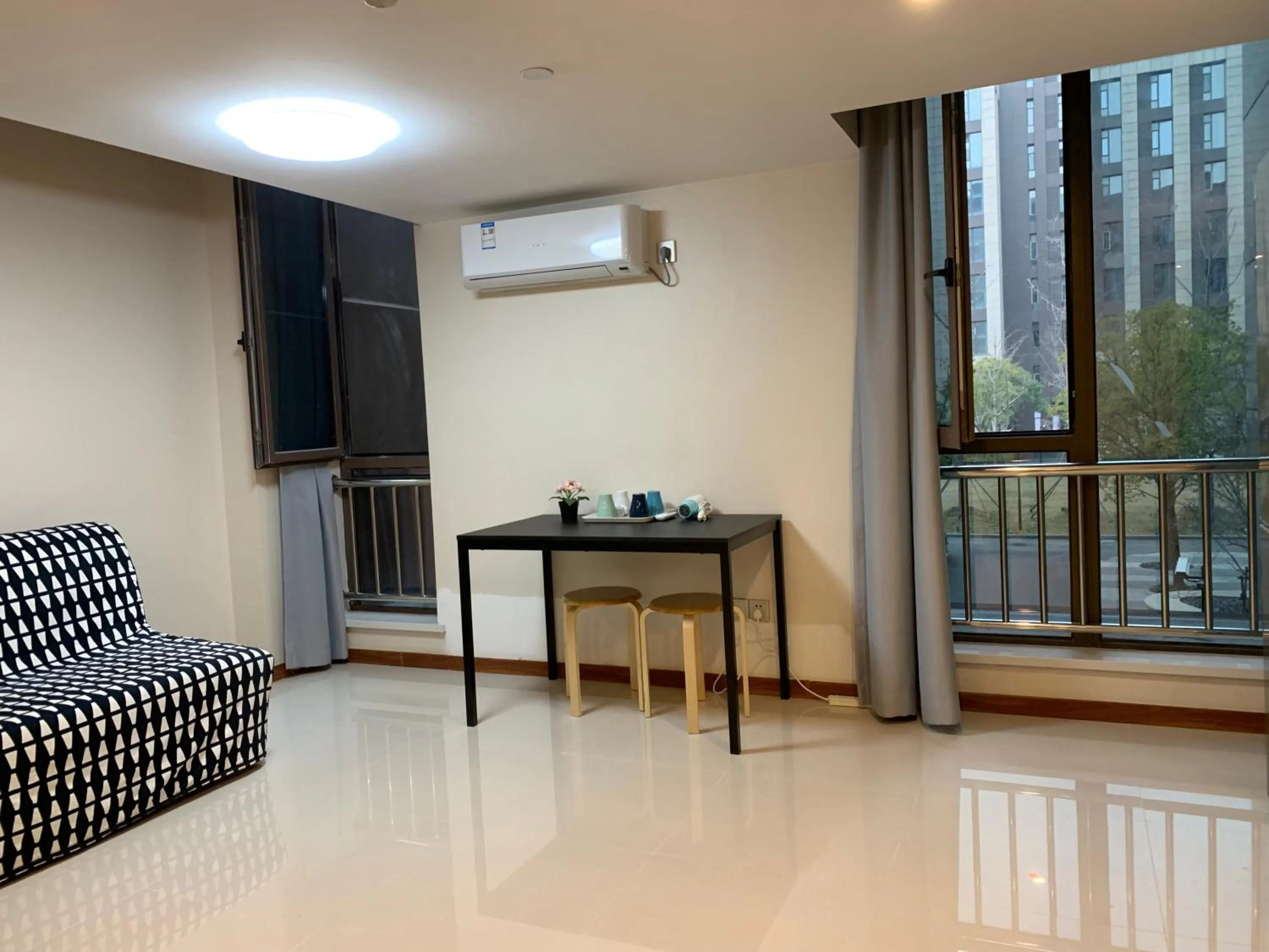 iNestin Shanghai Apt Waigaoqiao