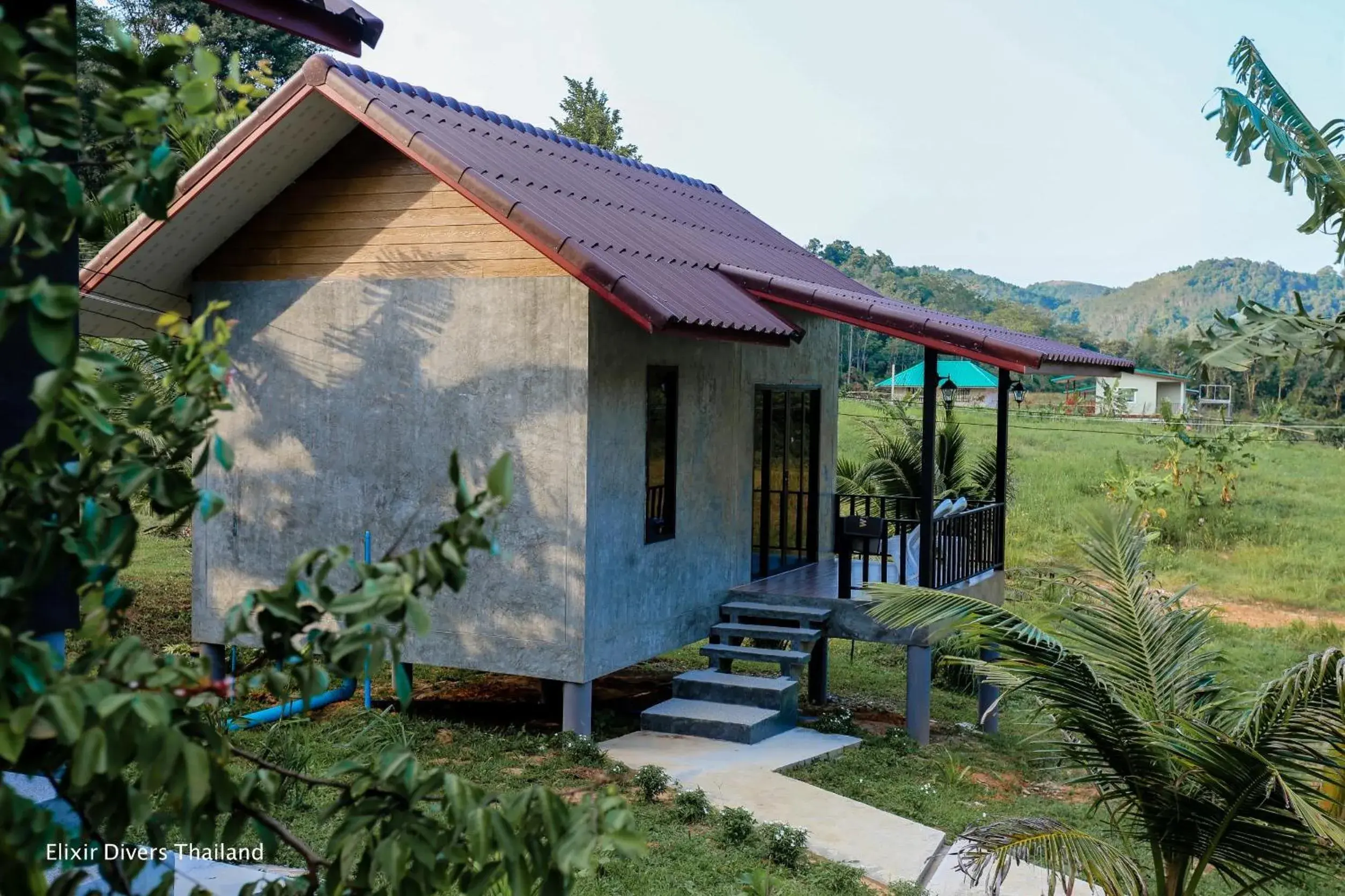 Deluxe Bungalow with Garden View in Green Mountain Resort Koh Yao Deluxe Bungalow with Garden View in Green Mountain Resort Koh Yao