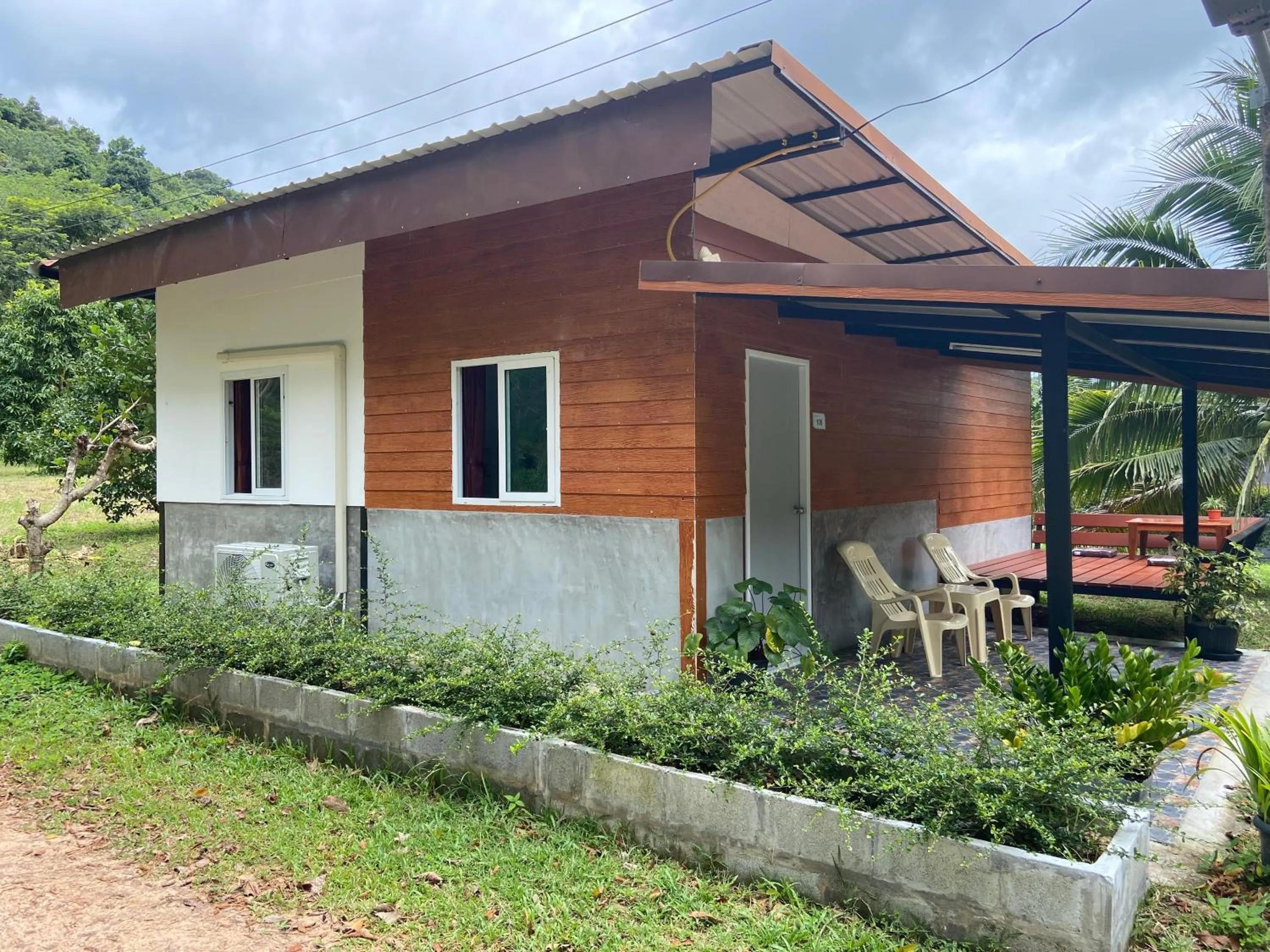 Twin Room with Garden View in Green Mountain Resort Koh Yao