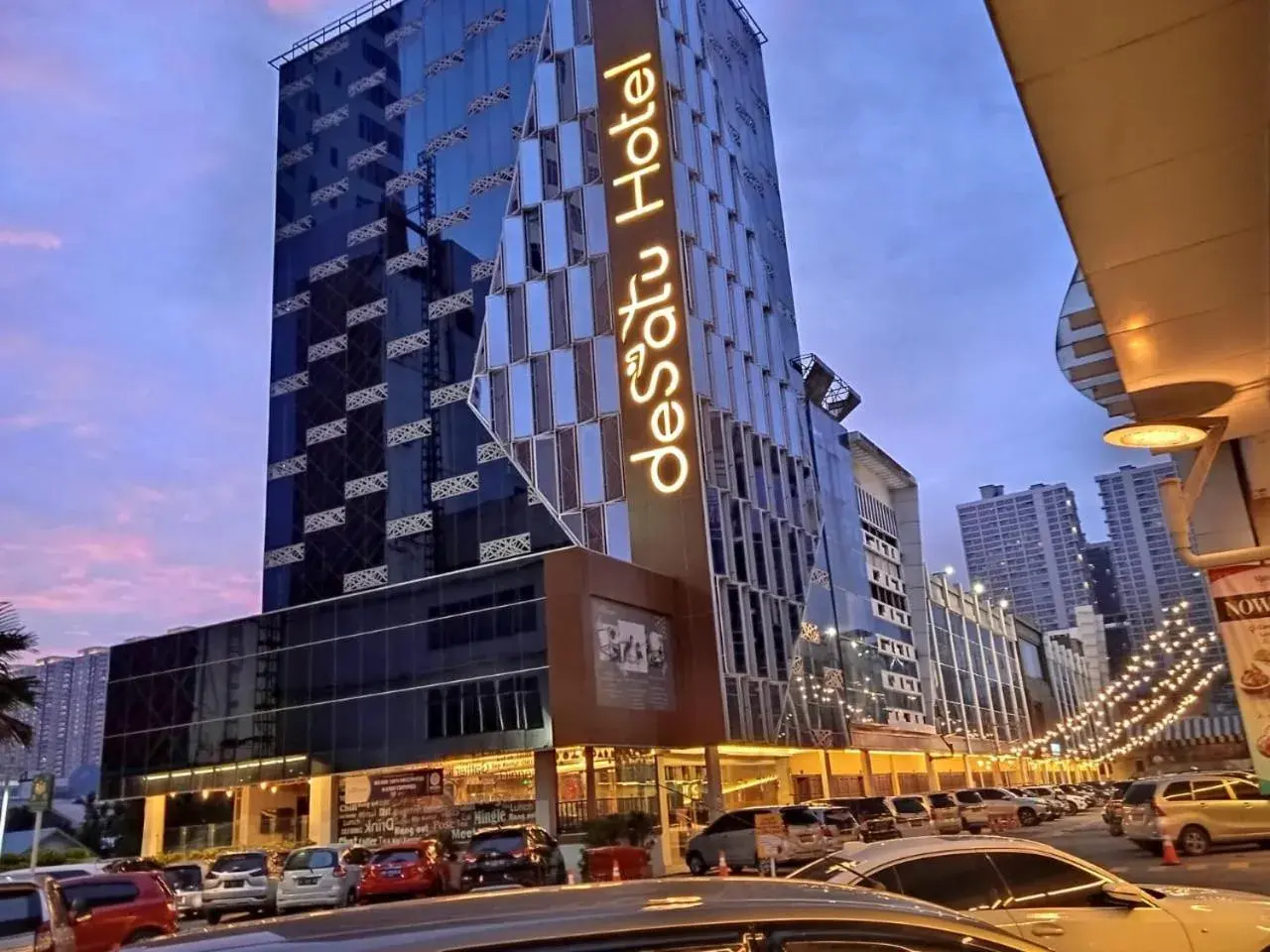 Property building in Desatu Hotel Property building in Desatu Hotel