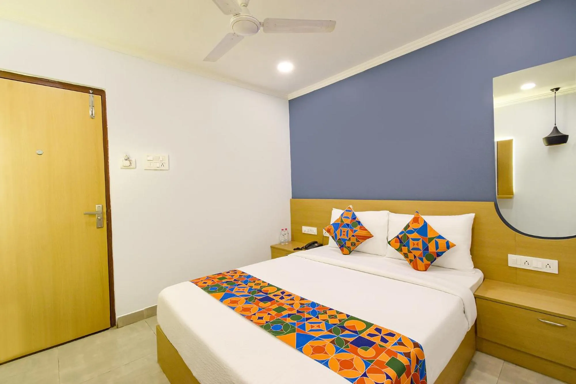 Bed in Fabhotel Cinco Primera Nr LV Prasad, Banjara Hills