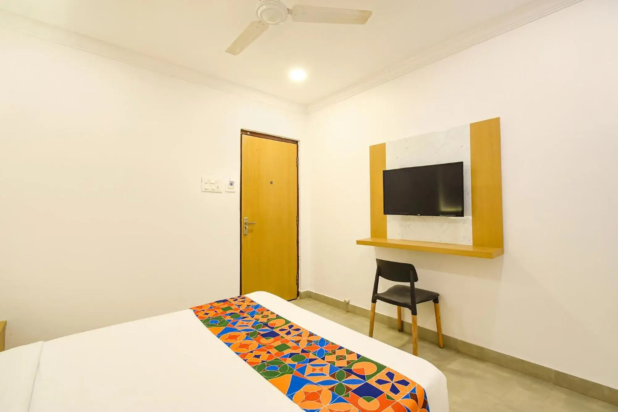 Bed in Fabhotel Cinco Primera Nr LV Prasad, Banjara Hills Bed in Fabhotel Cinco Primera Nr LV Prasad, Banjara Hills