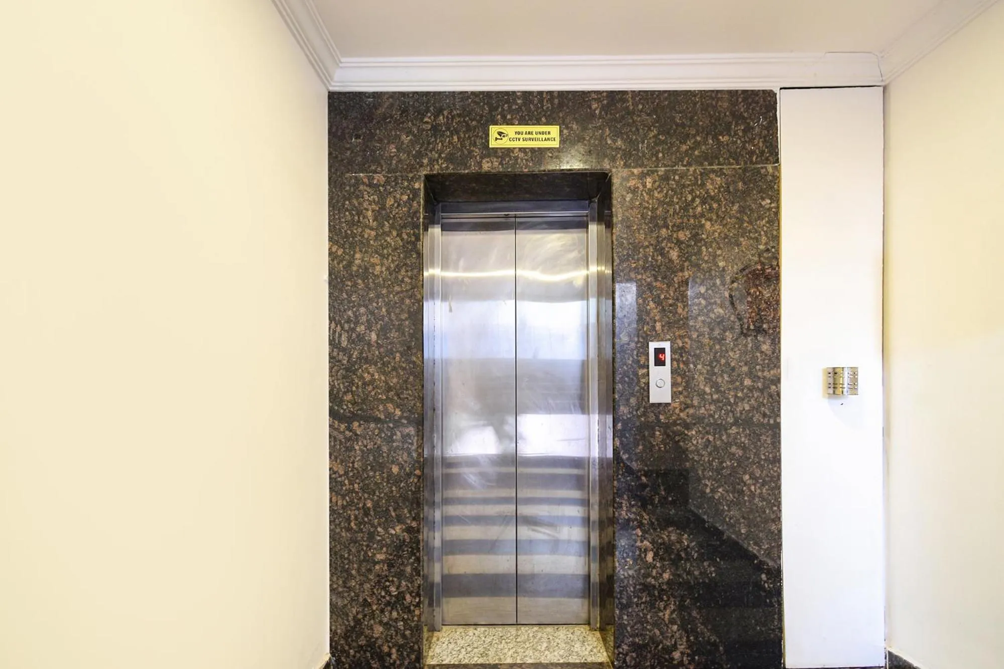 elevator in Fabhotel Cinco Primera Nr LV Prasad, Banjara Hills