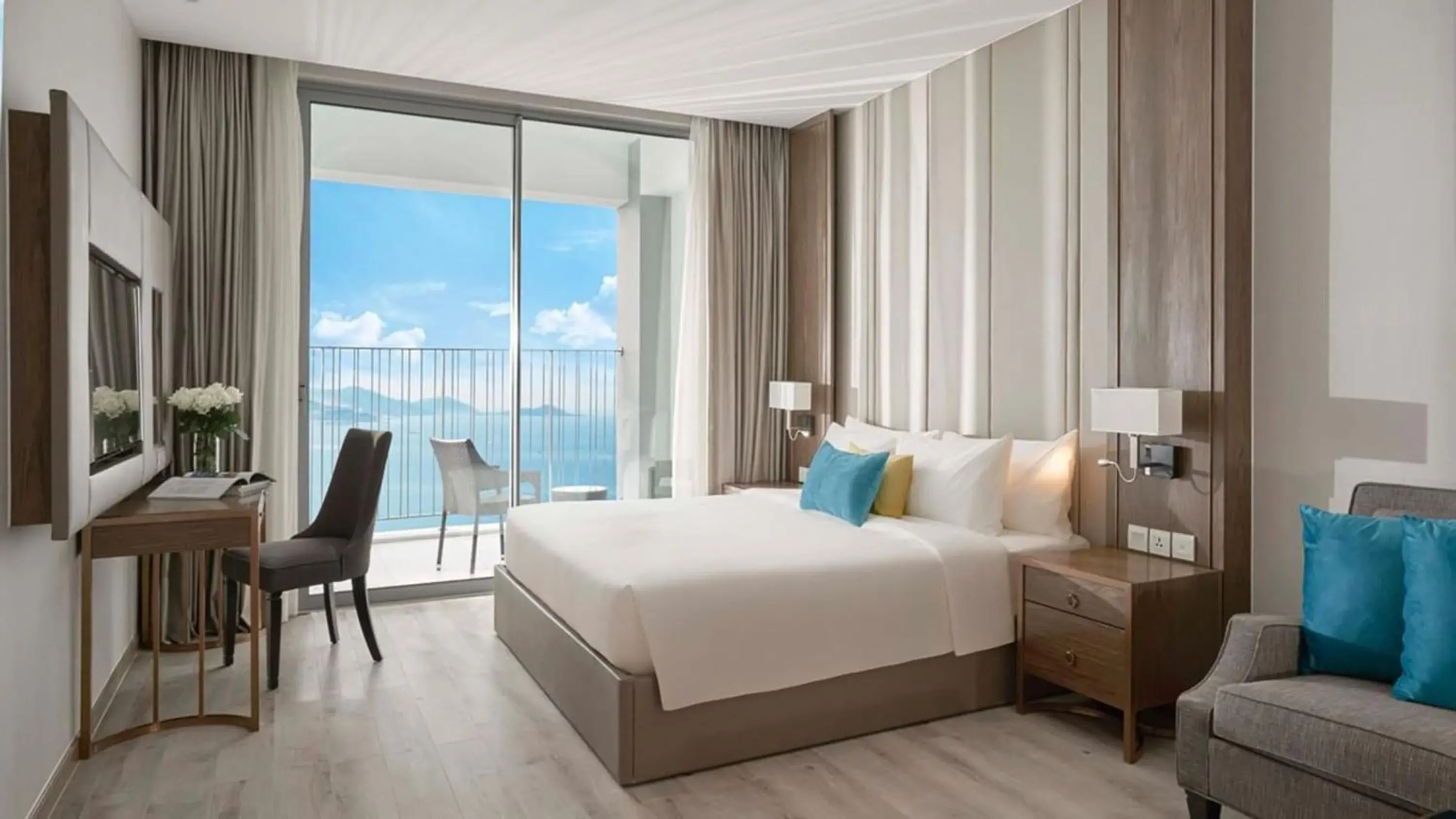 Superior Suite with Sea View in Handy Panorama Nha Trang Condotel Superior Suite with Sea View in Handy Panorama Nha Trang Condotel