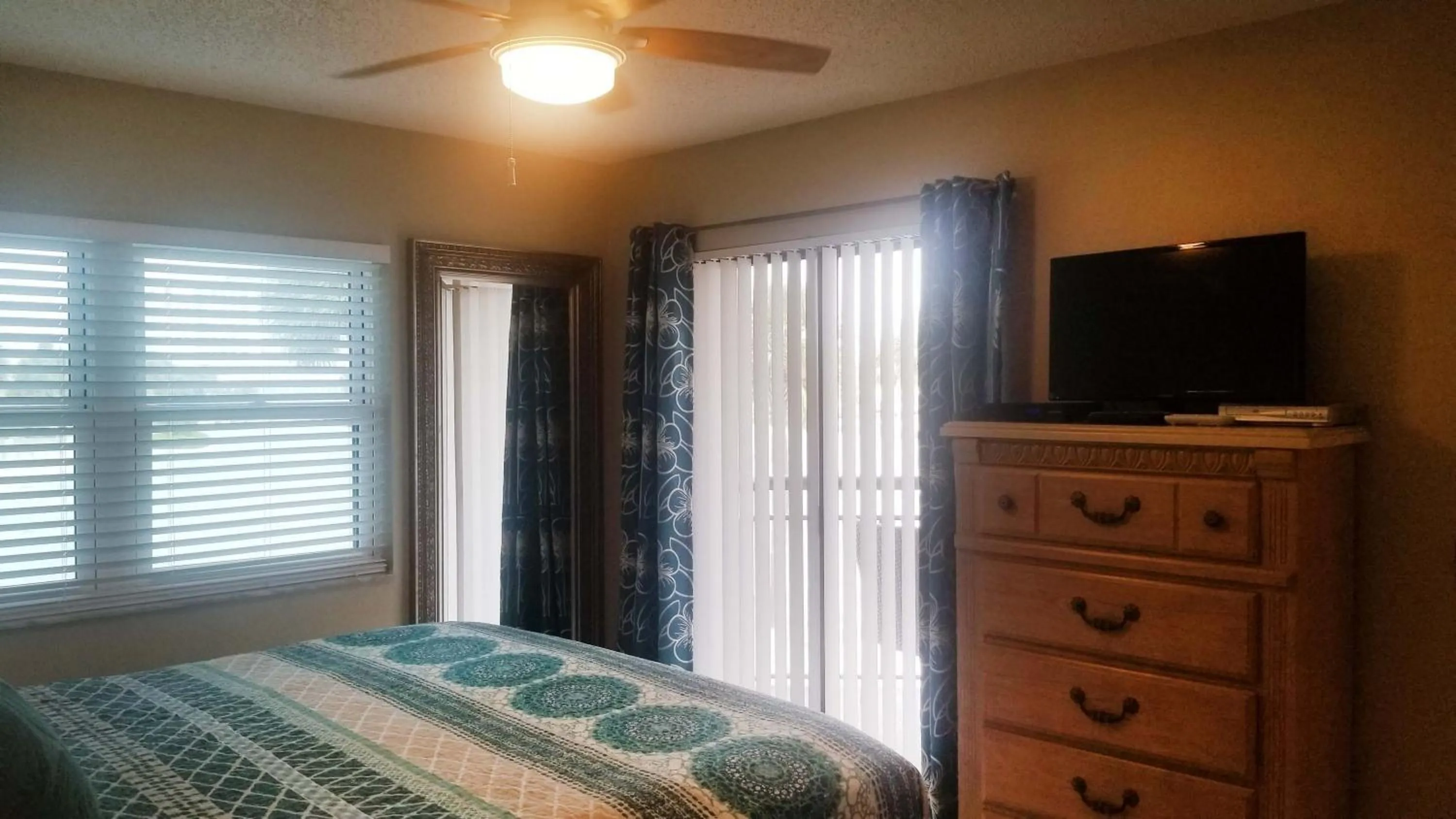 Bedroom, Bed in Gulf Strand Resort by Travel Resort Services