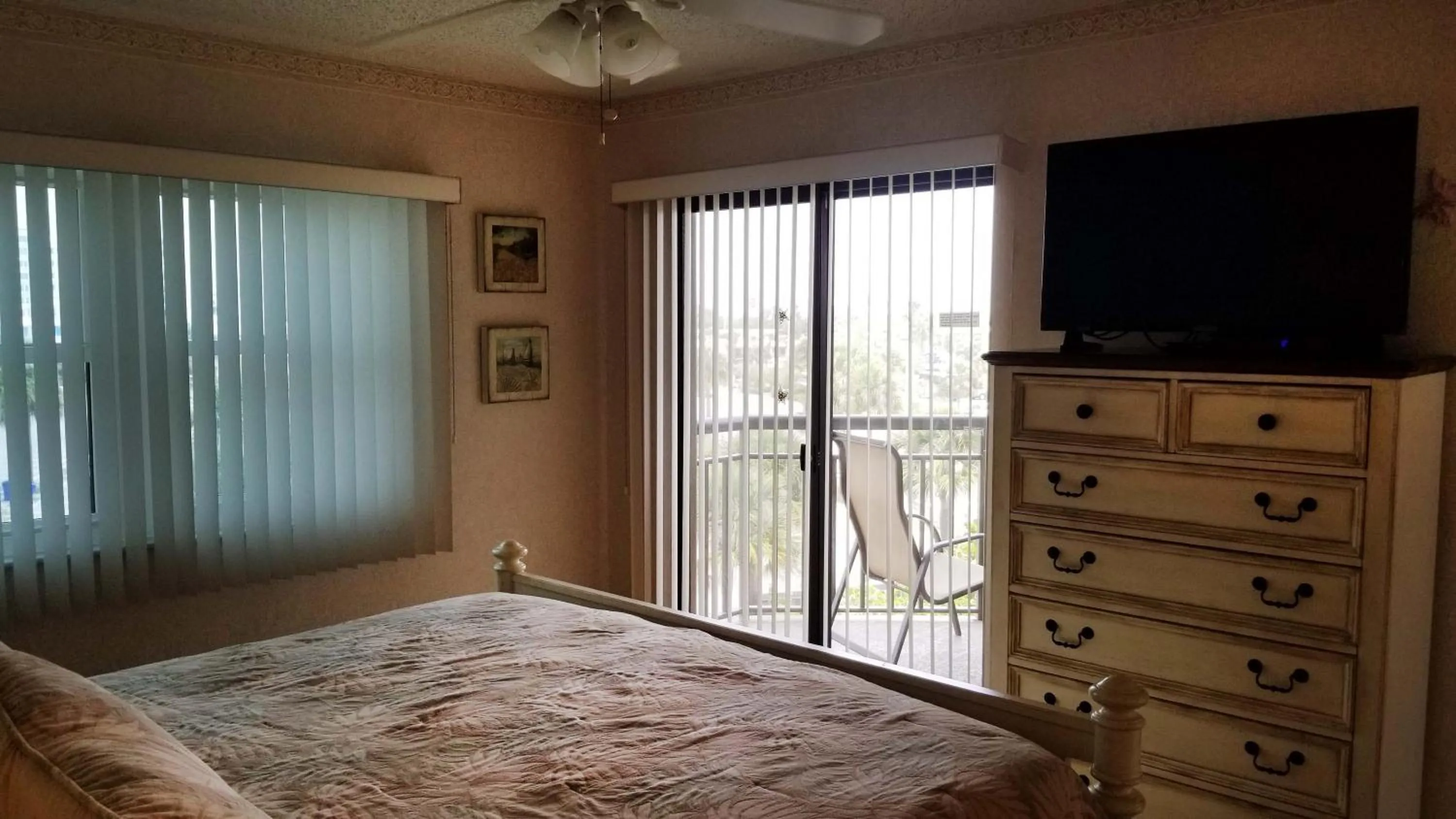 Bedroom, Bed in Gulf Strand Resort by Travel Resort Services