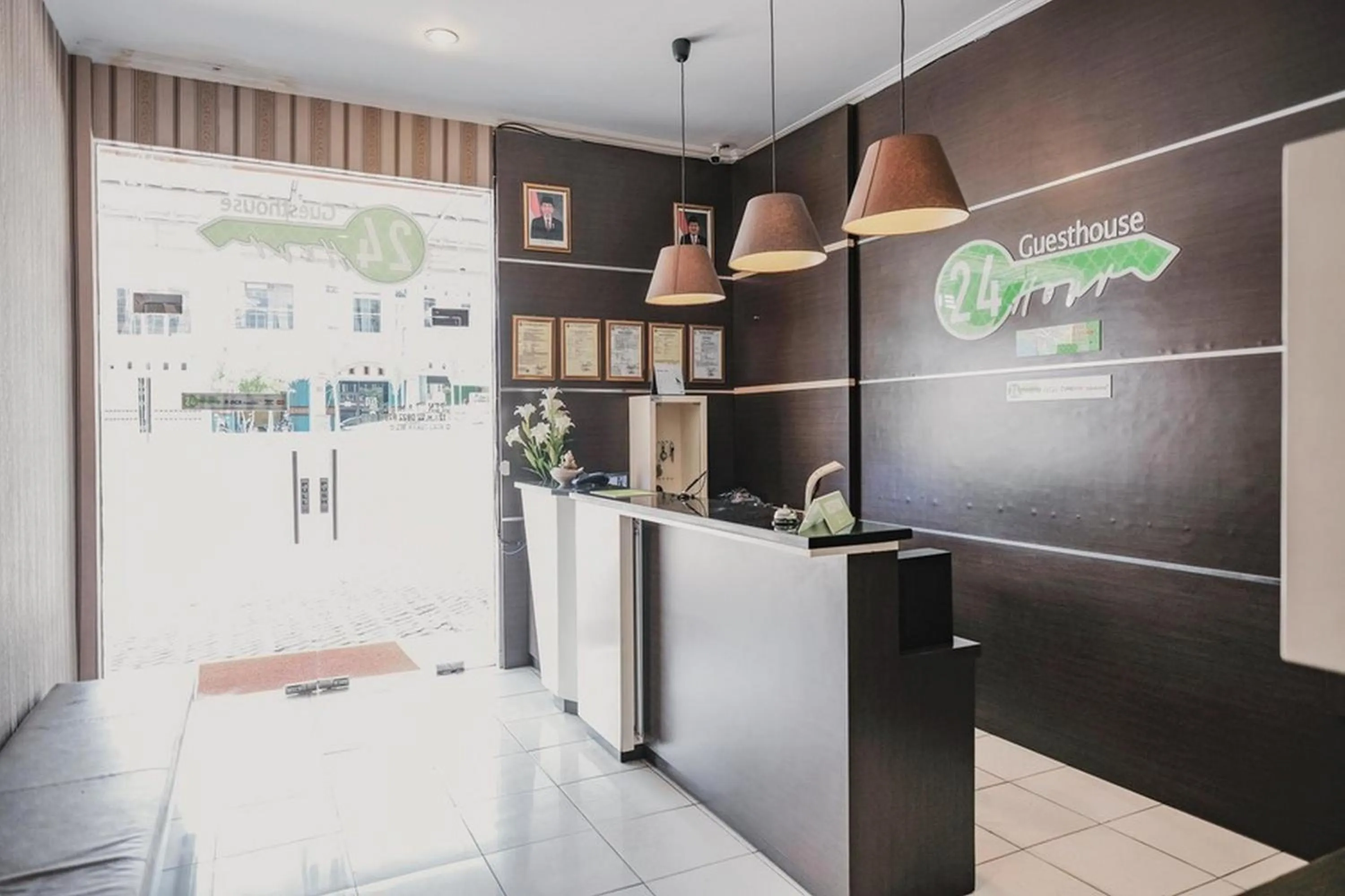 Lobby or reception in RedDoorz @ Jalan Hayam Wuruk Lampung 2