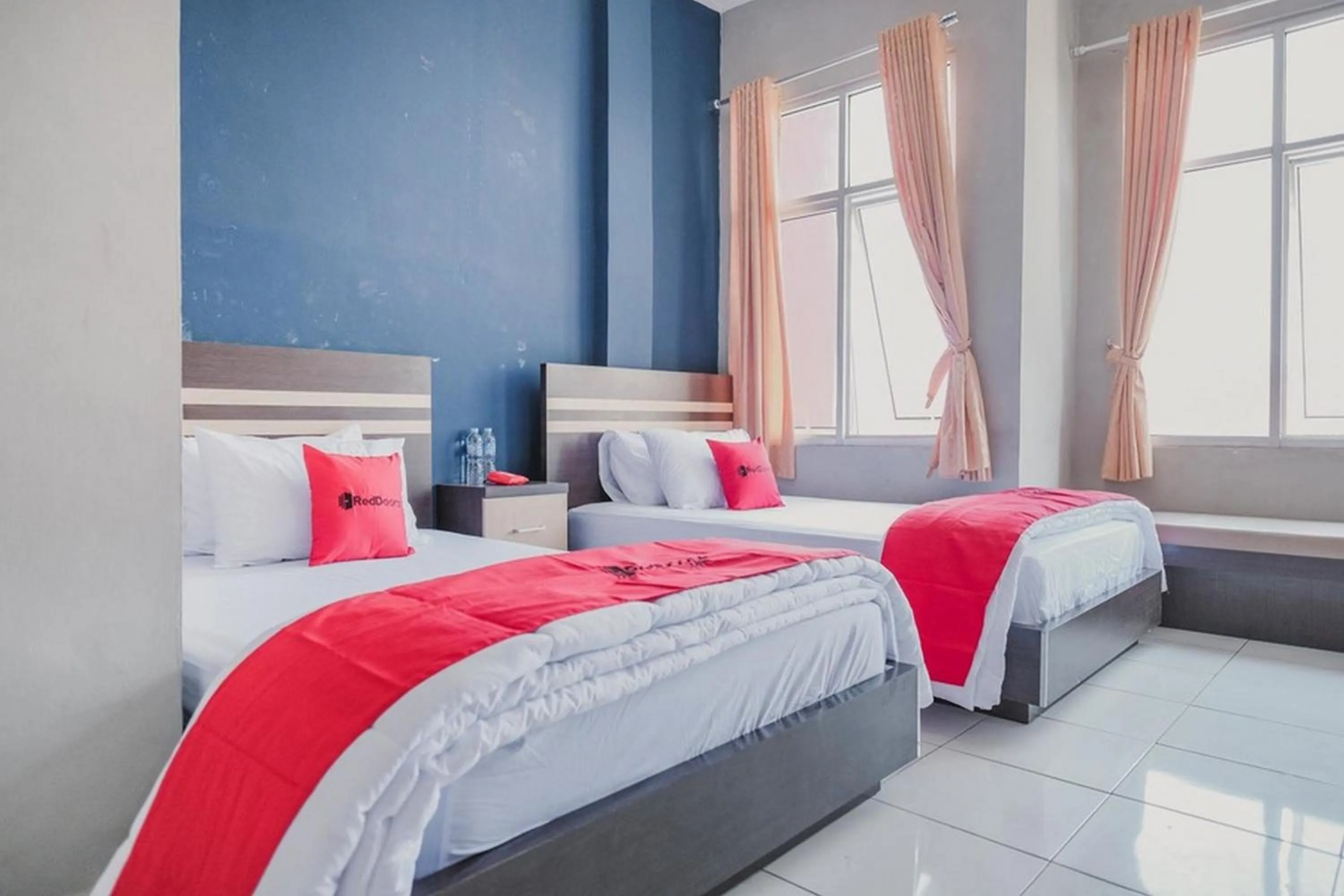 Bedroom, Bed in RedDoorz @ Jalan Hayam Wuruk Lampung 2