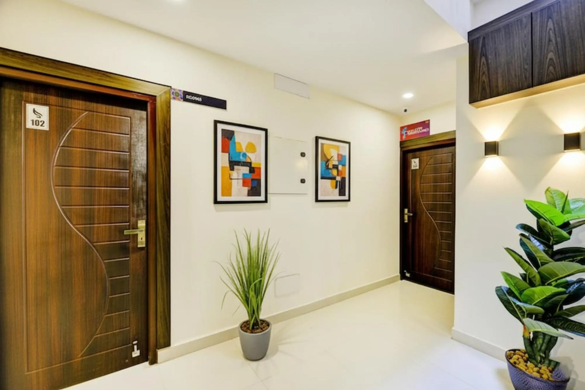 Lobby or reception in FabHotel Sky Bay Residency - Near Kodambakkam Railway Station