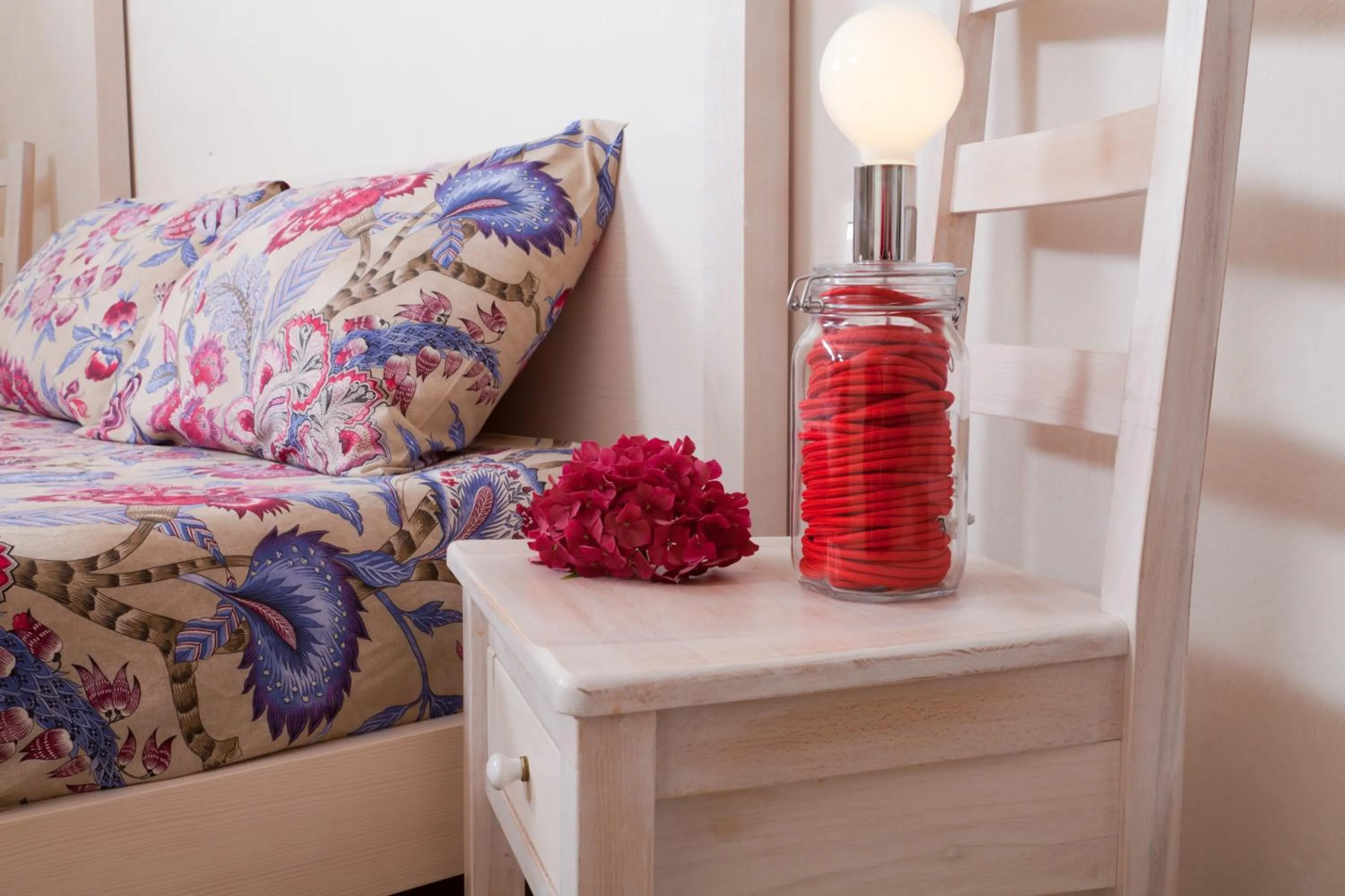 Decorative detail, Bed in Boccadibacco