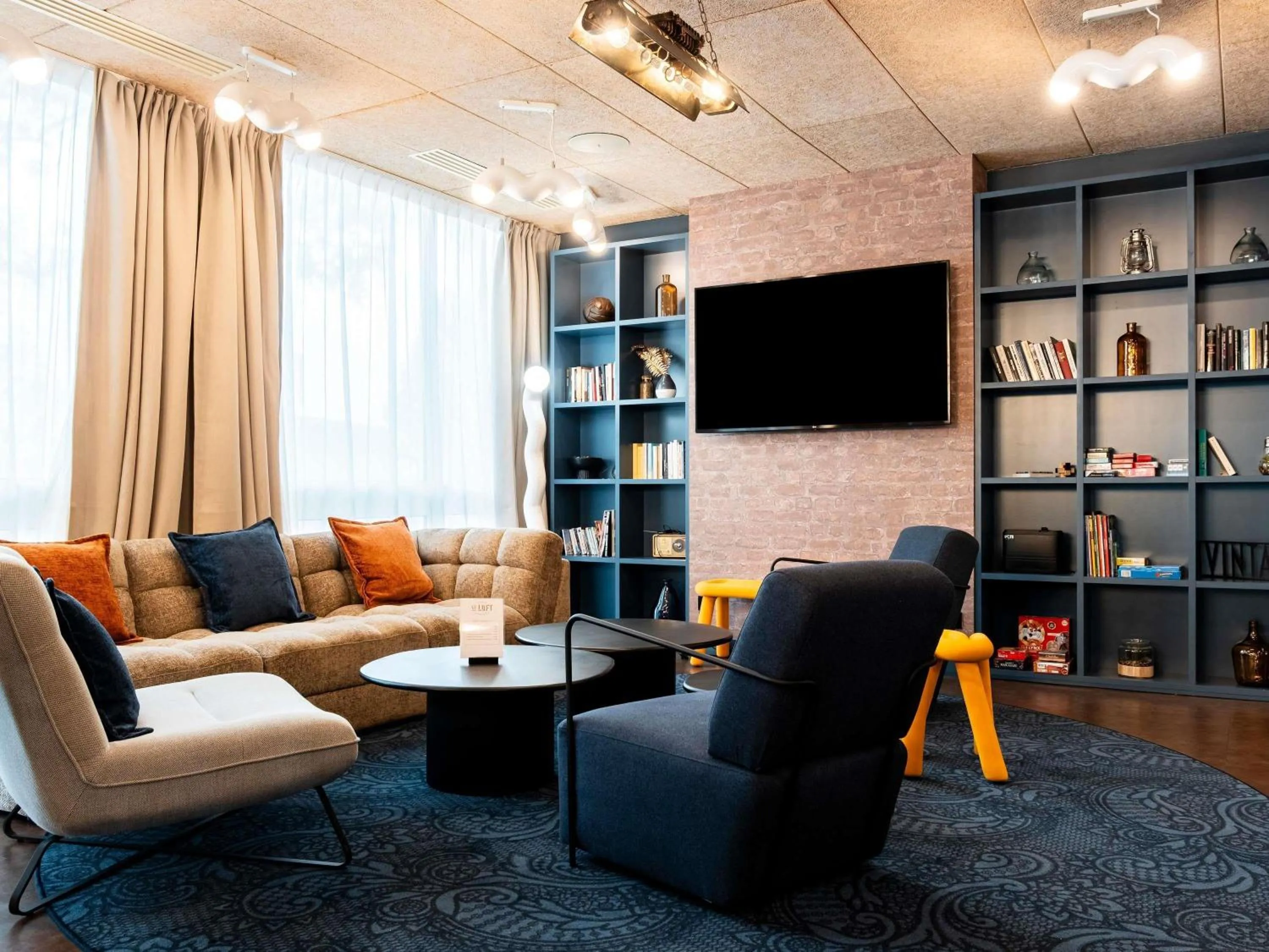 Lounge or bar in Ibis Styles Lyon Villeurbanne Parc de la Tête d'Or